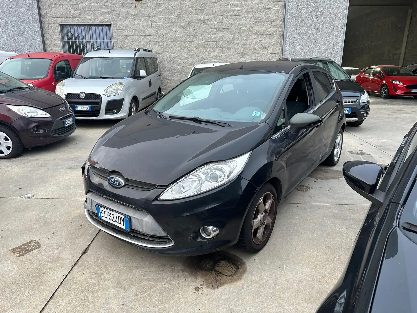 Ford Fiesta Fiesta VI 5p 1.4 16v Titanium Gpl DA VEDERE MOTORE Nero - 2