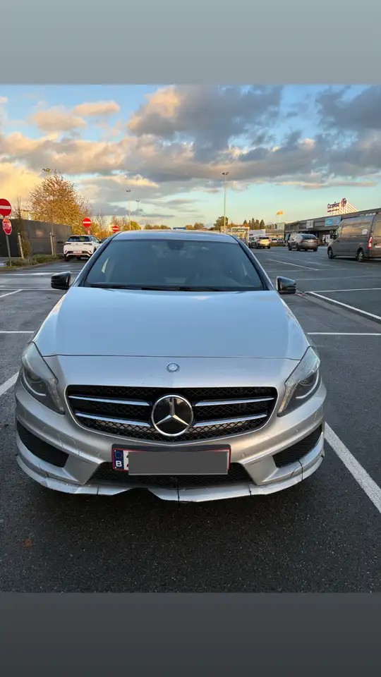 Mercedes-Benz A 180