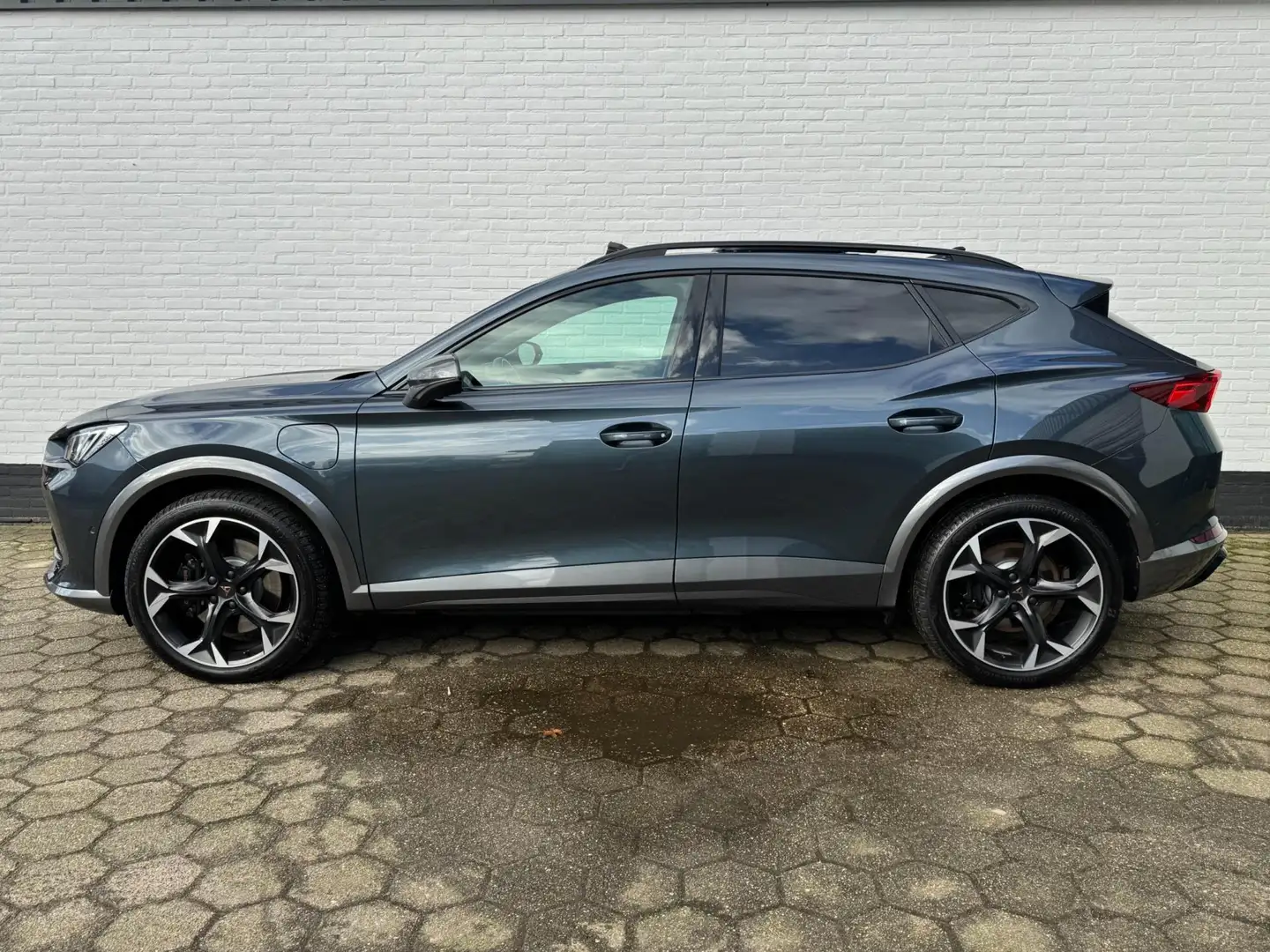 CUPRA Formentor E-Hybrid VZ PANODAK l 360 l ACC l MEMORY! Grijs - 2