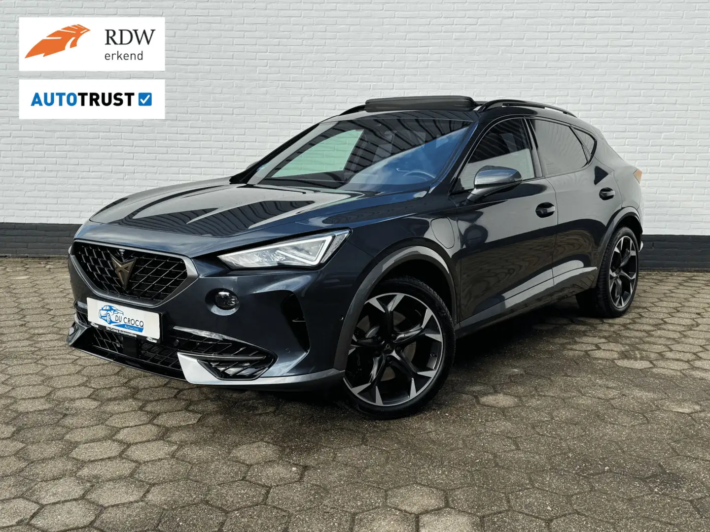 CUPRA Formentor E-Hybrid VZ PANODAK l 360 l ACC l MEMORY! Grijs - 1