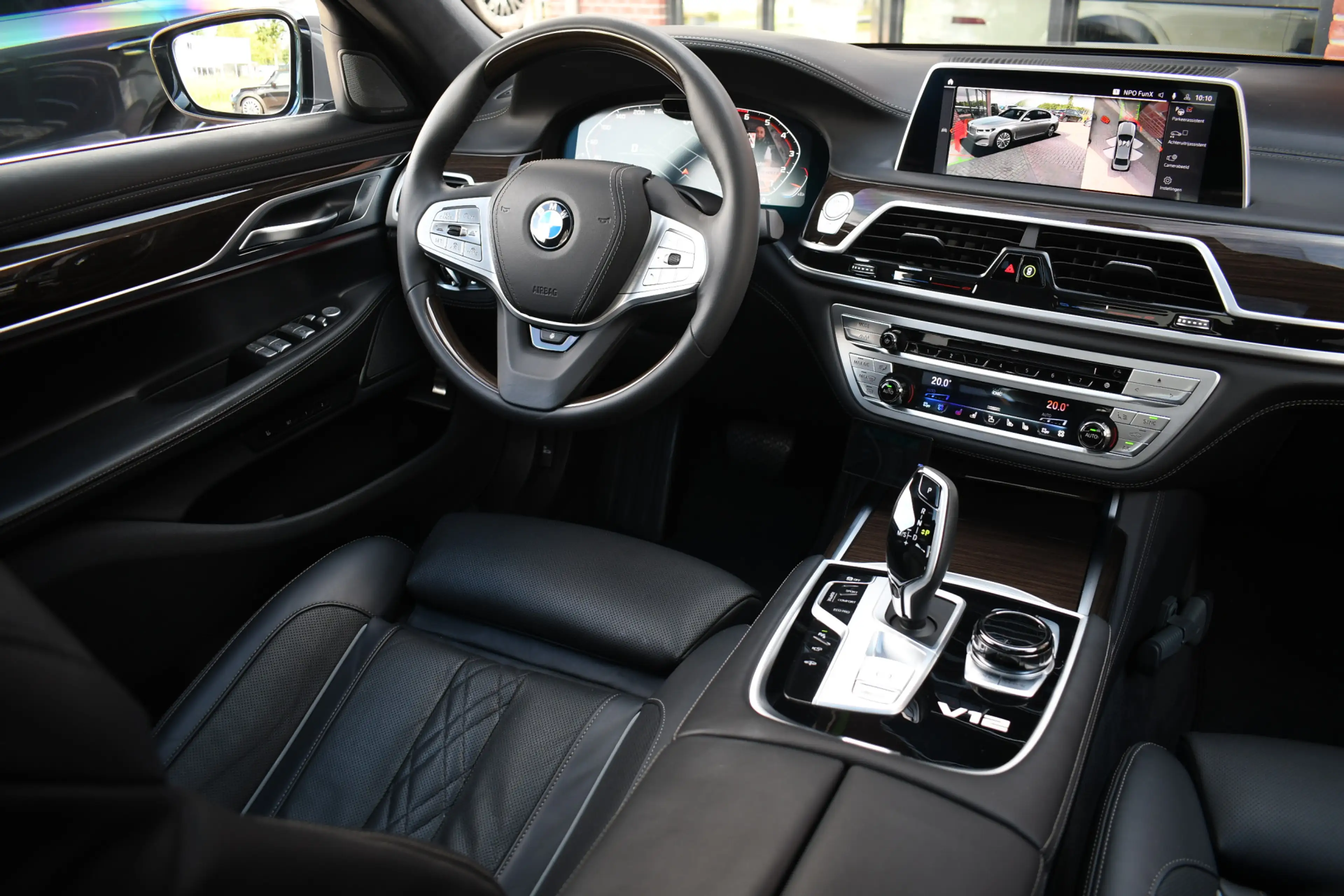 BMW 760 7-serie M760Li xDrive 6.6 V12 | Berninagrau | NL-a — photo 3