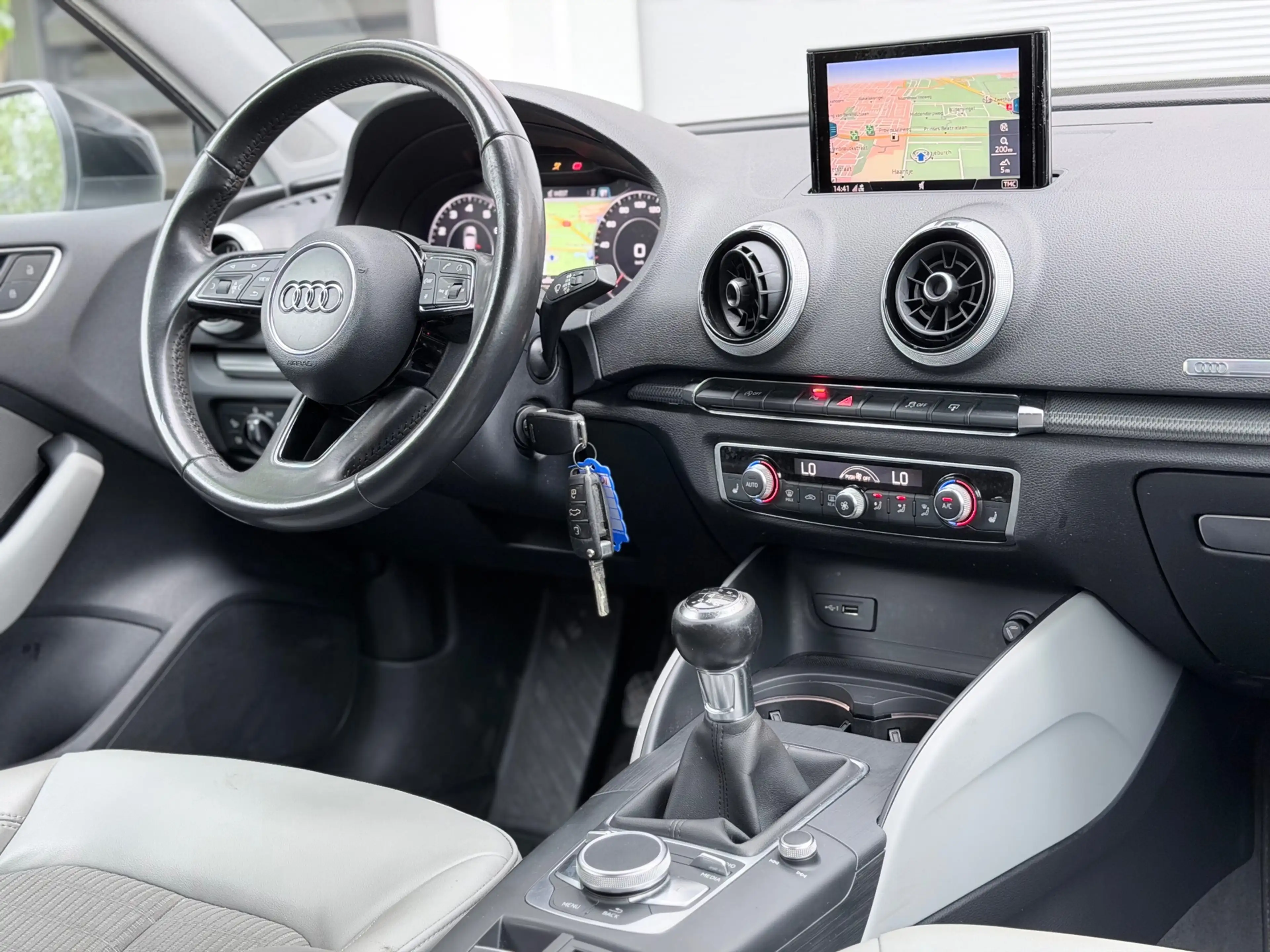 Audi A3 Limousine 1.4 TFSI CoD Design Pro Line Plus — photo 14