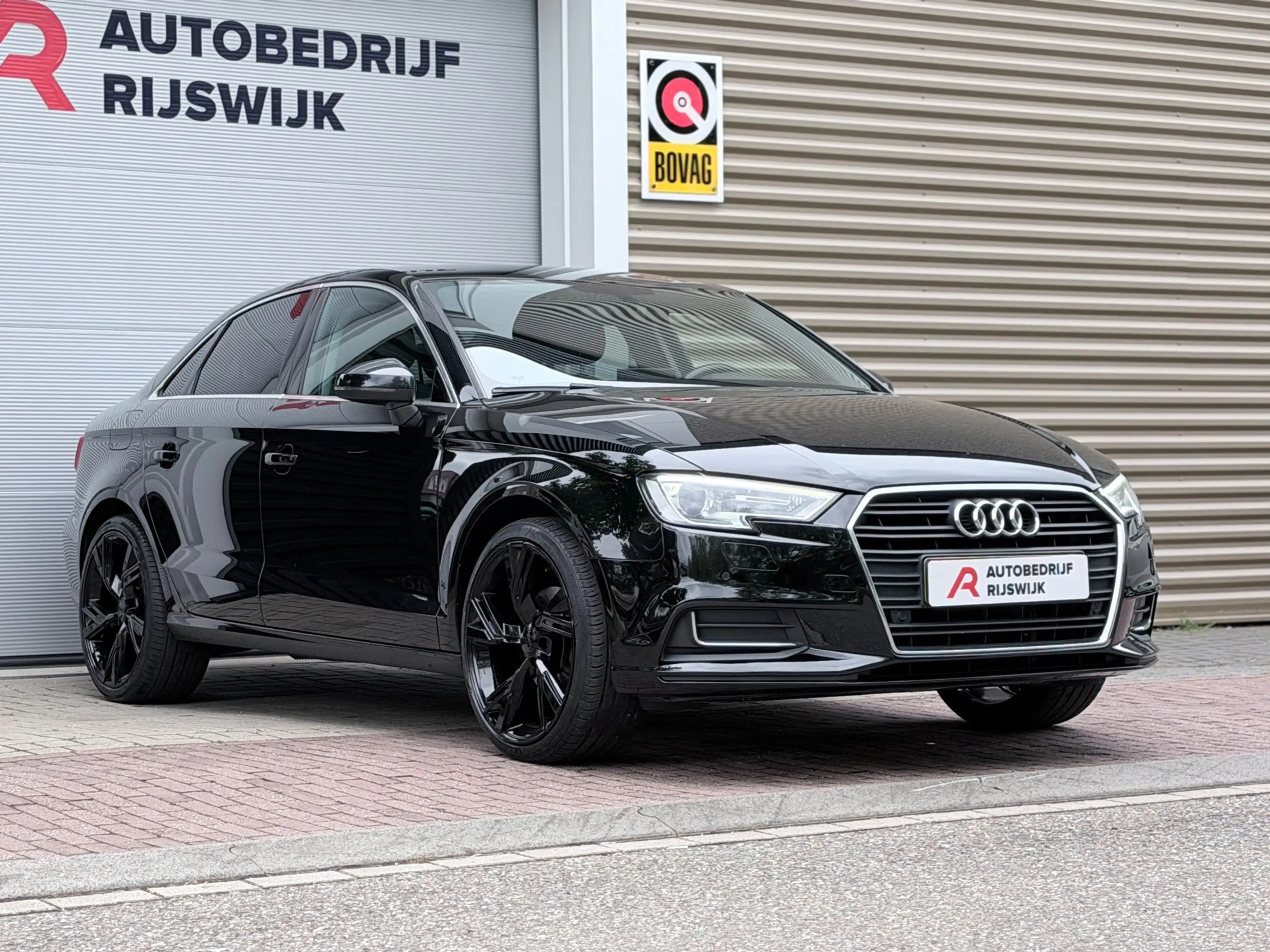 Audi A3 Limousine 1.4 TFSI CoD Design Pro Line Plus — photo 8