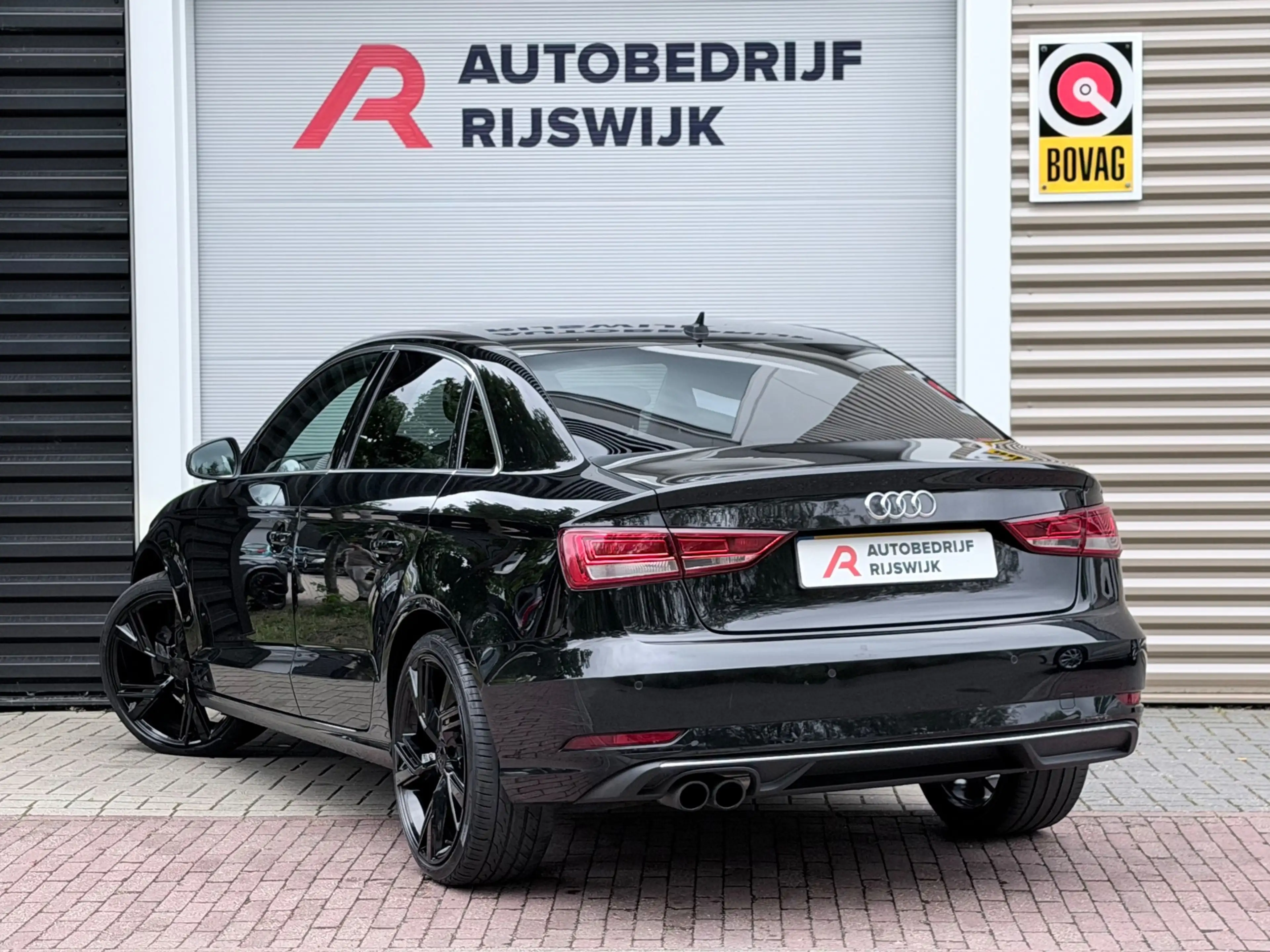 Audi A3 Limousine 1.4 TFSI CoD Design Pro Line Plus — photo 3