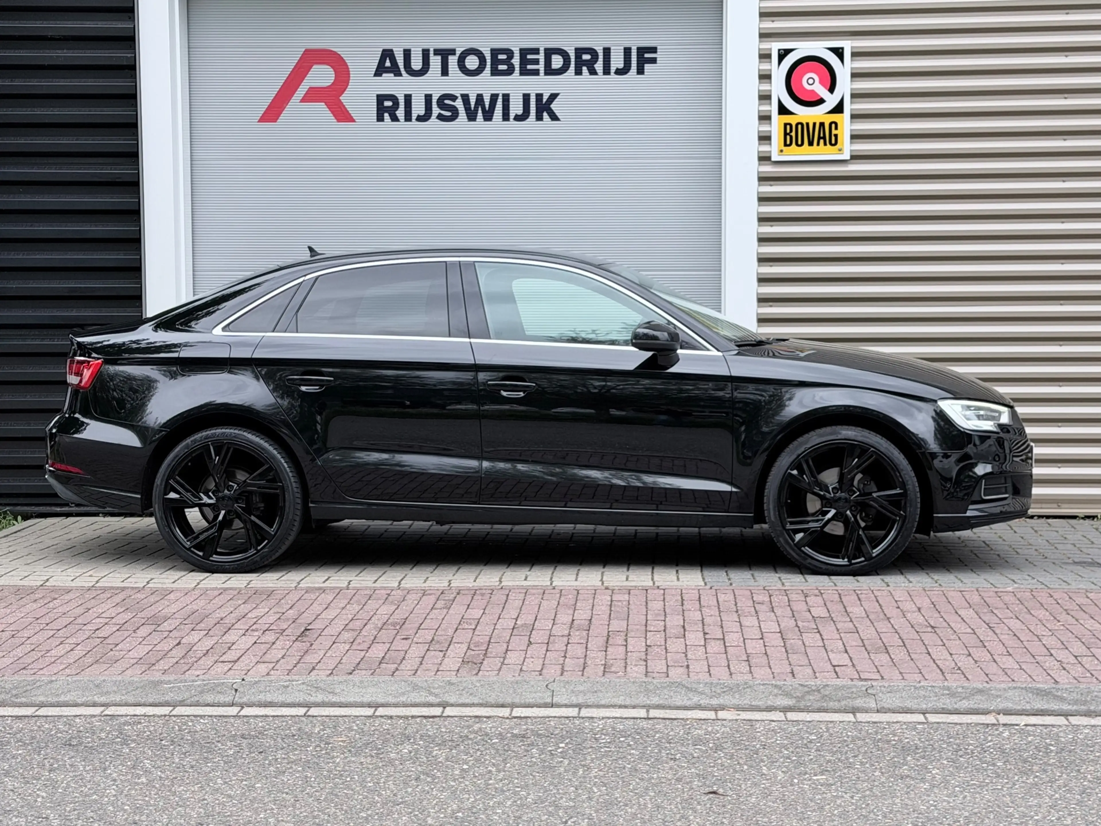 Audi A3 Limousine 1.4 TFSI CoD Design Pro Line Plus — photo 5