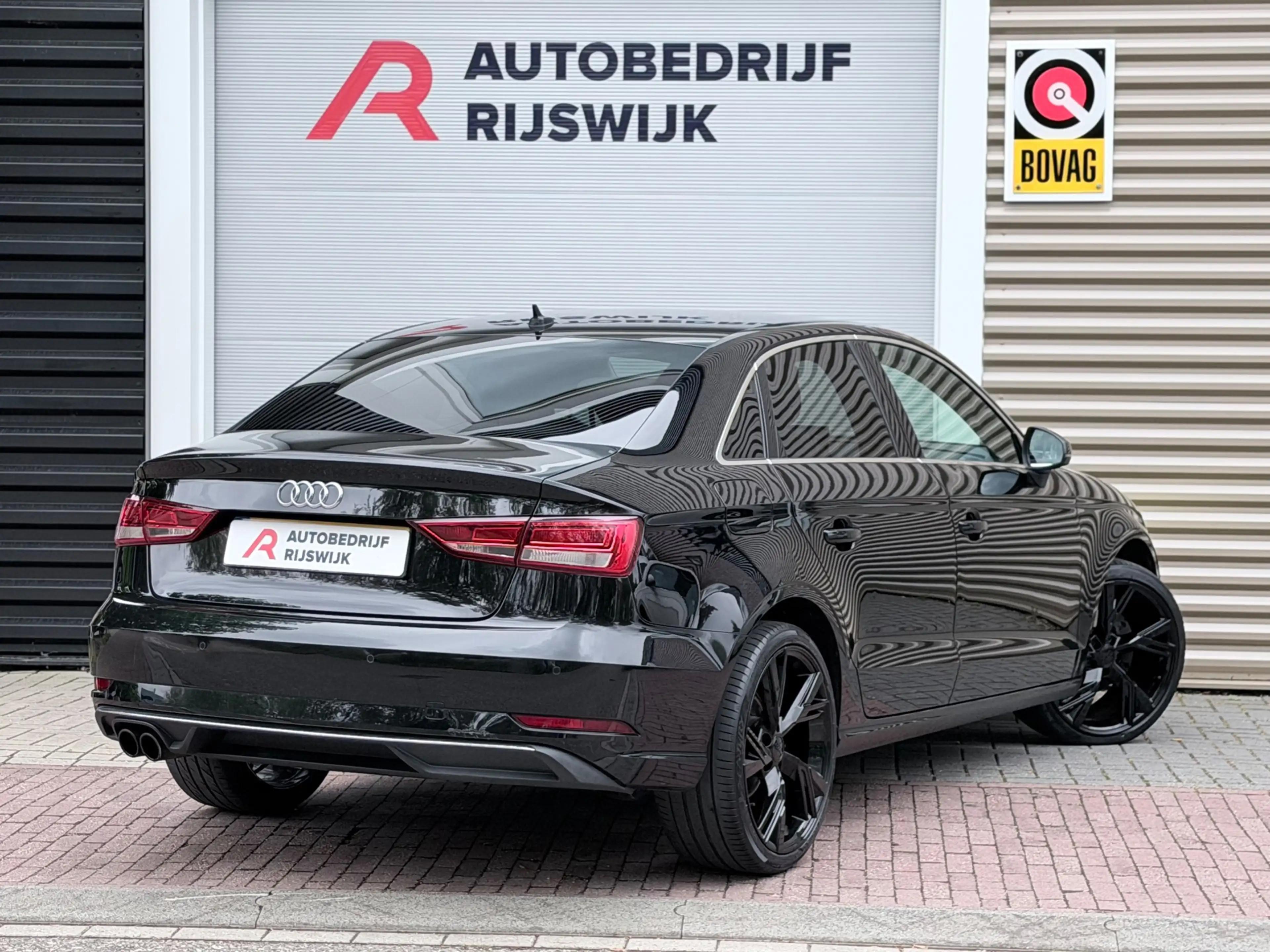 Audi A3 Limousine 1.4 TFSI CoD Design Pro Line Plus — photo 4