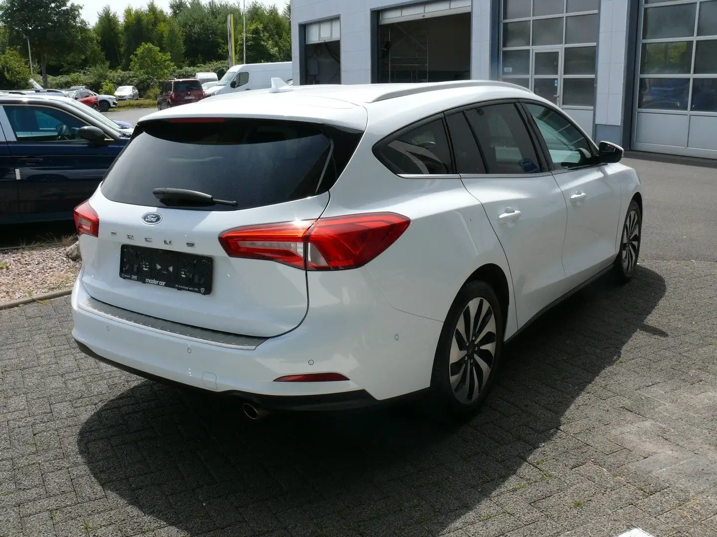 Ford Focus Turnier Cool & Connect,Navi,PDC,Kam,LH,Whz Weiß - 2