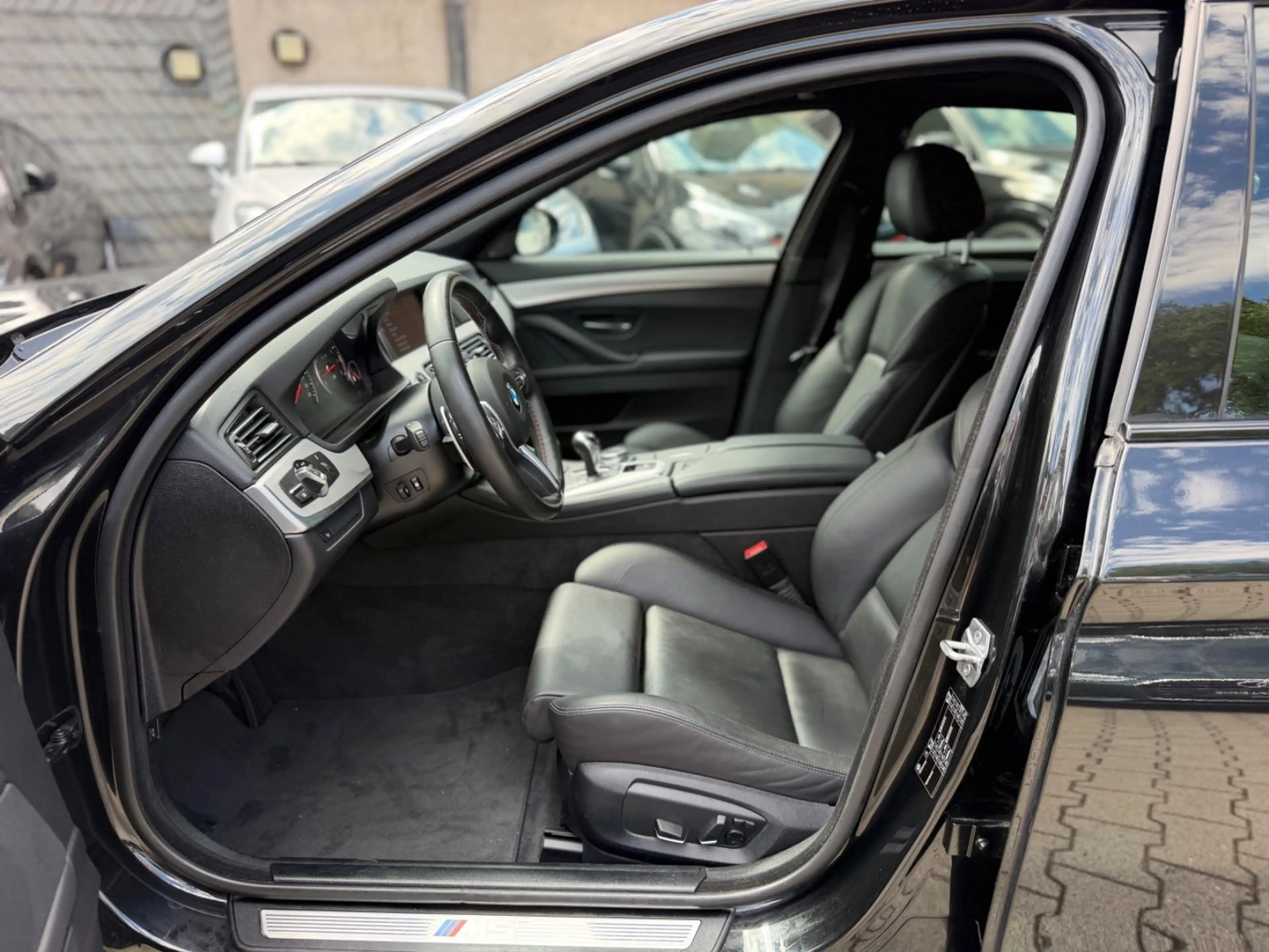 BMW M5 Limousine*41.000KM*VAT/Mwst*Deutsches Auto* — photo 39
