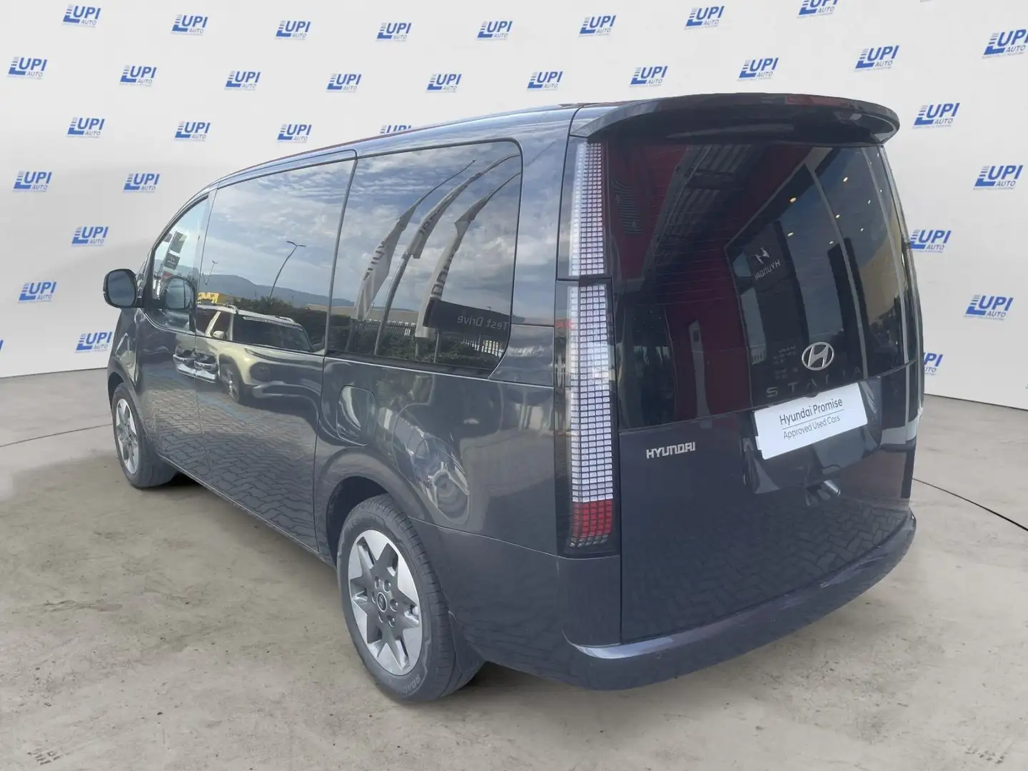 Hyundai STARIA 1.6 hev Wagon 2wd auto - 2