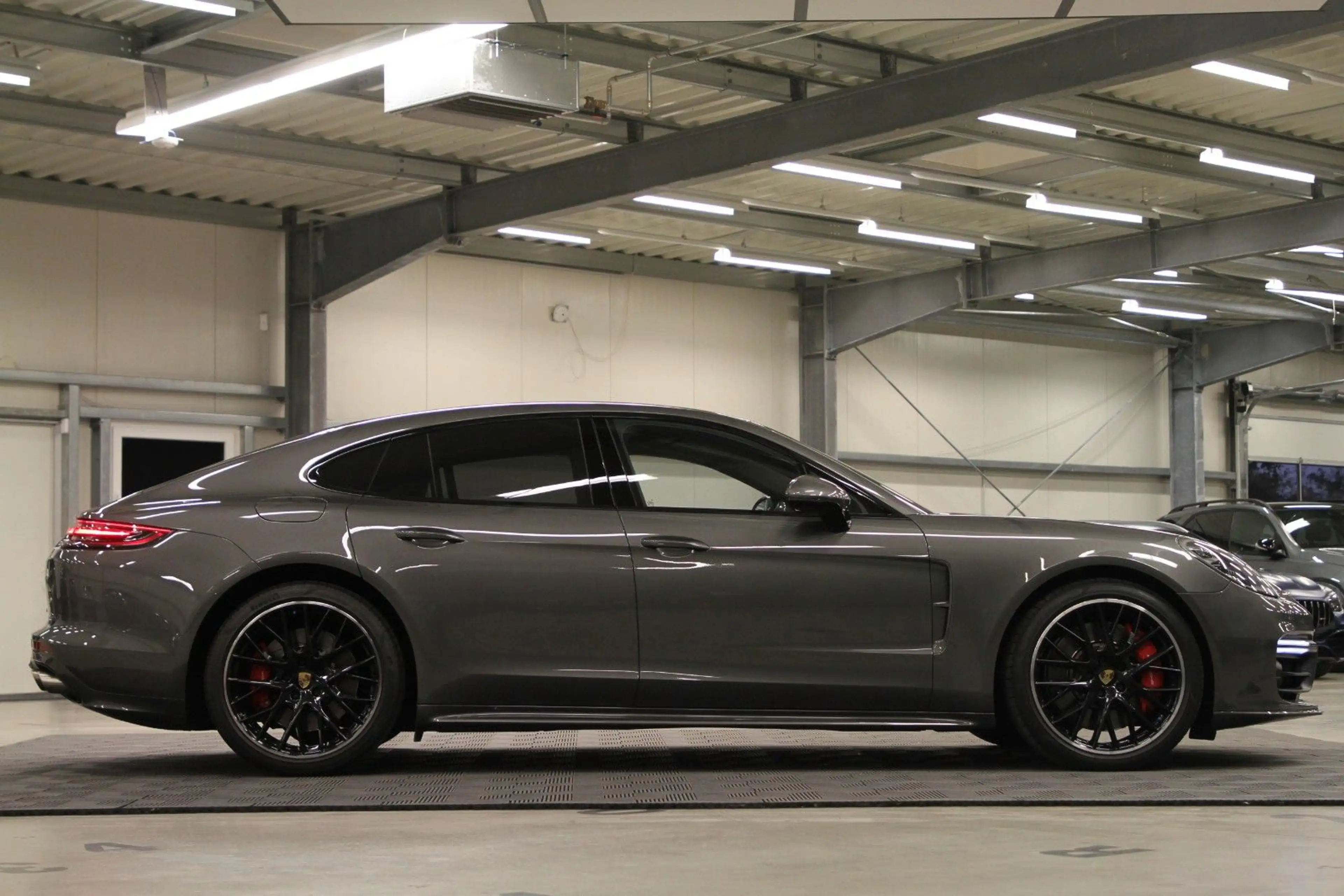 Porsche Panamera Turbo / CARBON / GTS / APPROVED — photo 12