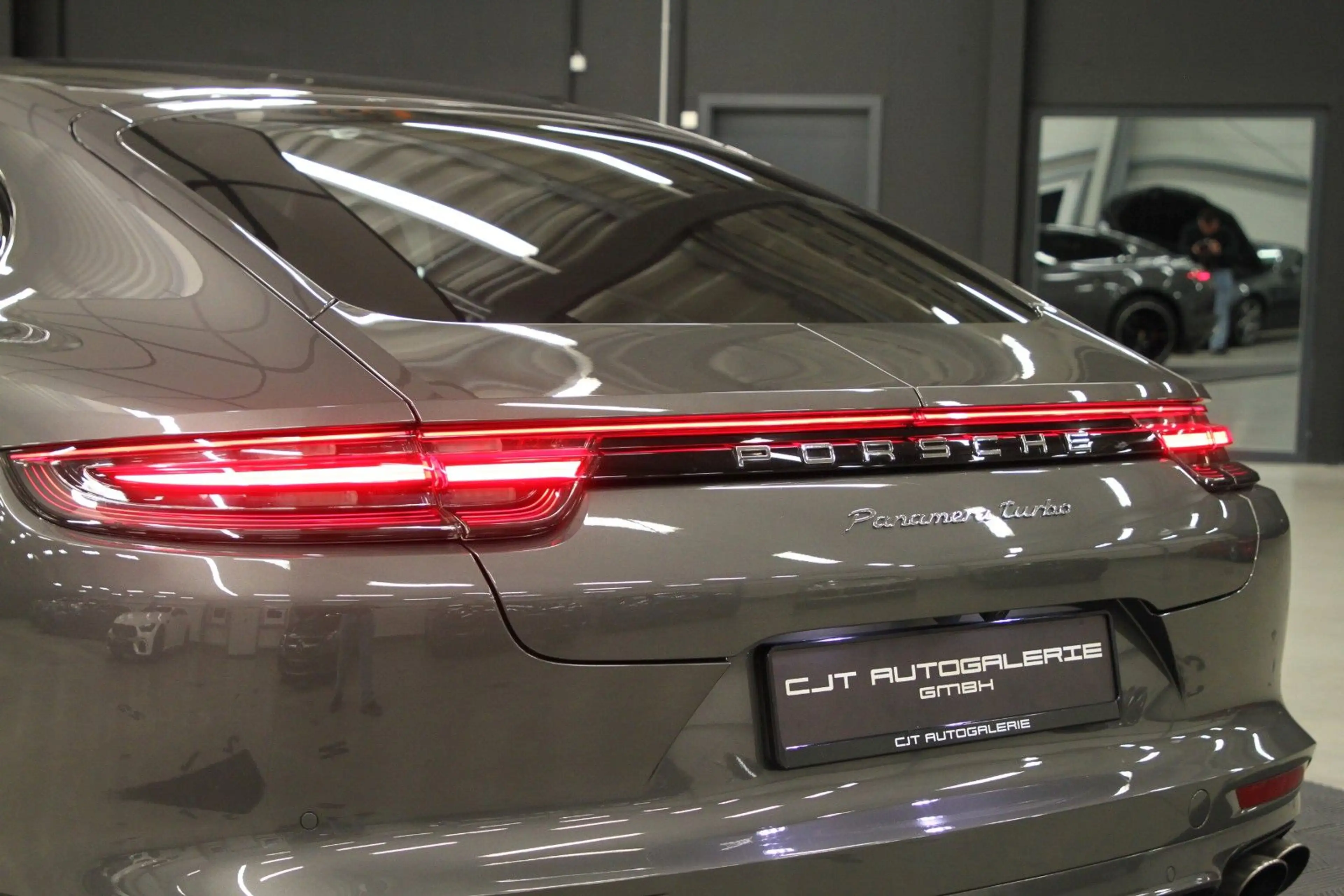 Porsche Panamera Turbo / CARBON / GTS / APPROVED — photo 7