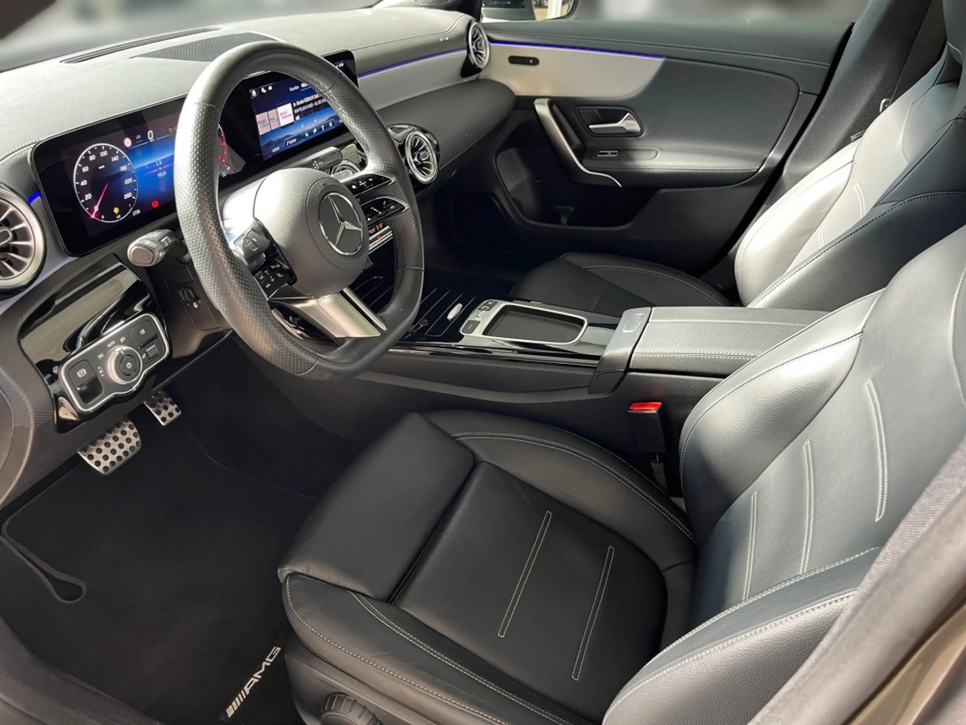 Mercedes-Benz CLA 200 SB AMG Night AHK Pano LED Sound KeyLess — photo 7