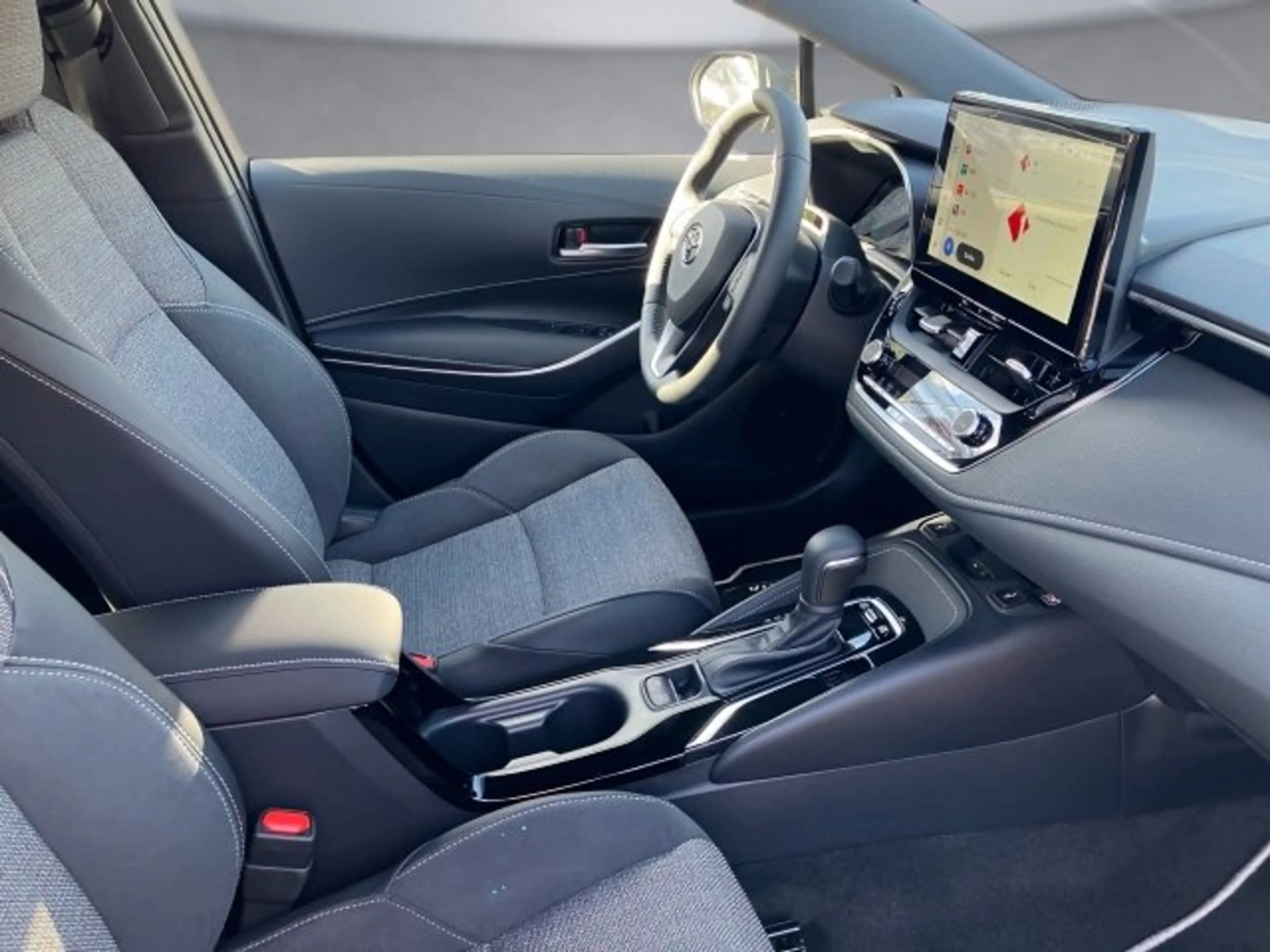 Toyota Corolla HB/TS Touring Sports Teamplayer 1,8-l-Hybr — photo 11