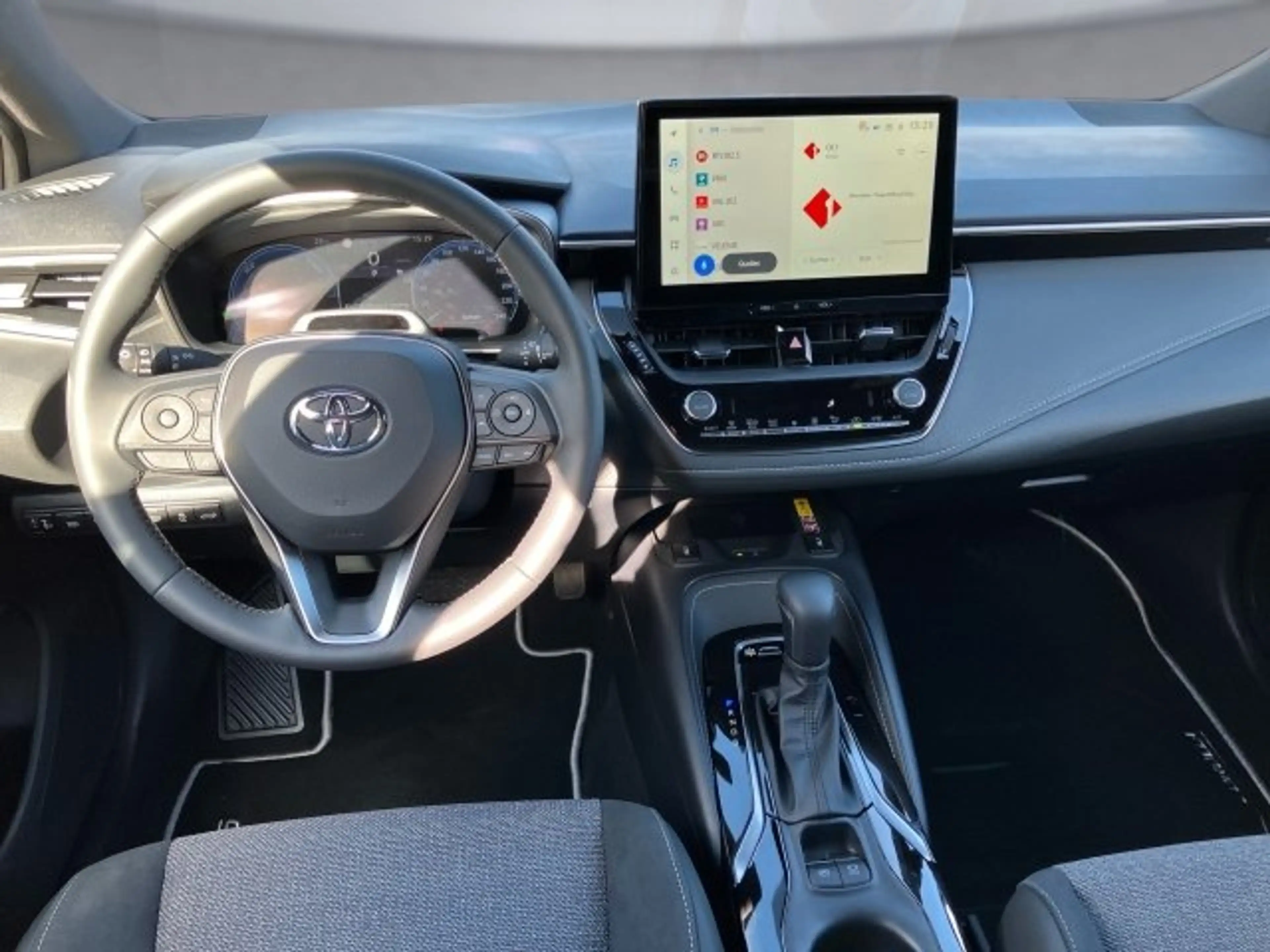 Toyota Corolla HB/TS Touring Sports Teamplayer 1,8-l-Hybr — photo 9