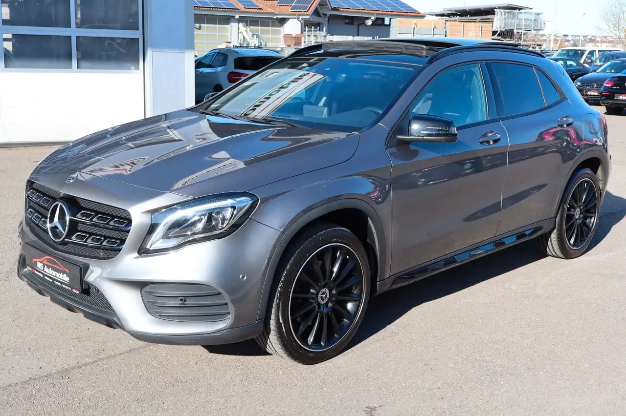 Mercedes-Benz GLA 220