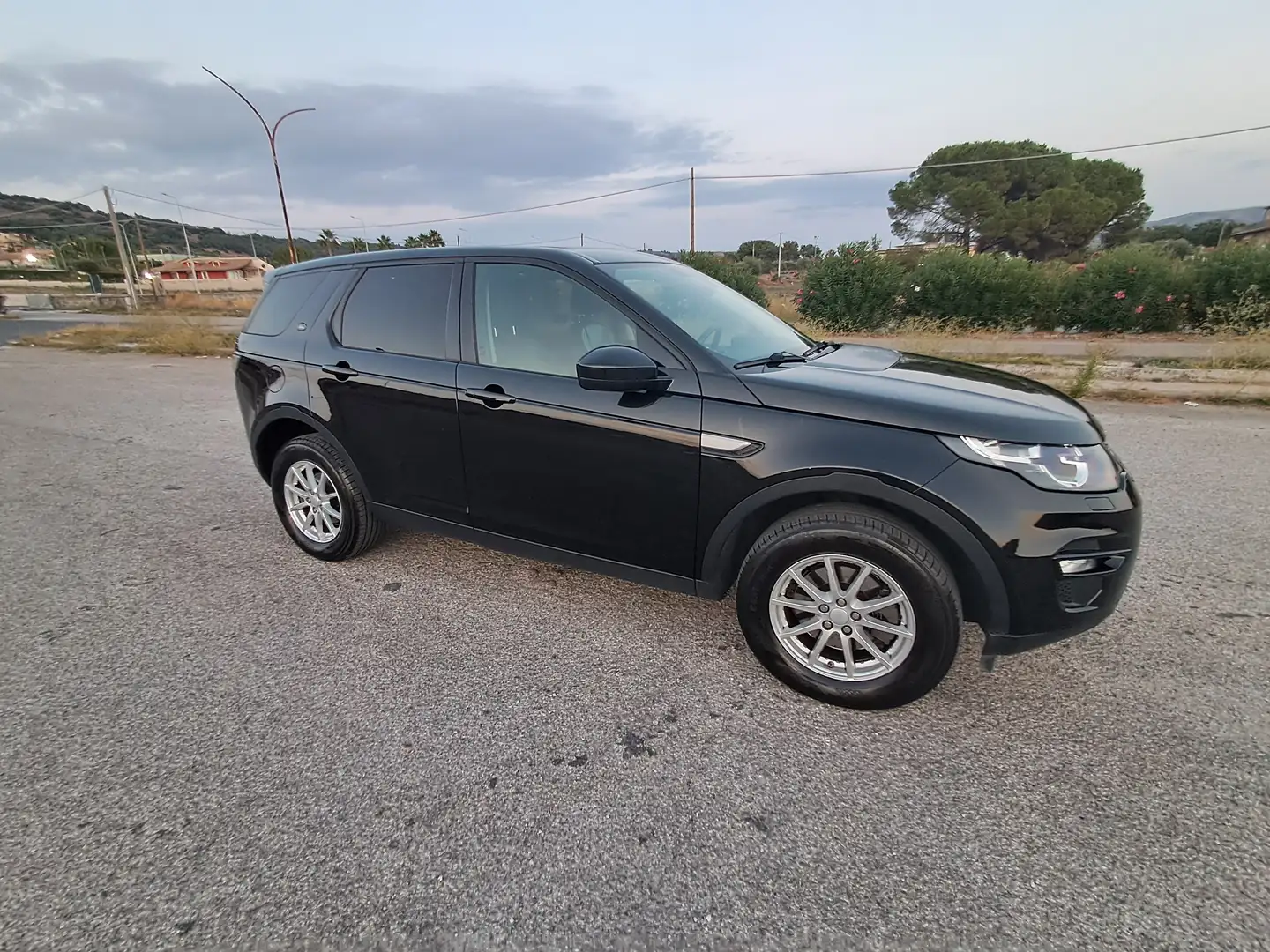 Land Rover Discovery Sport Discovery Sport 2015 2.0 td4 HSE Luxury awd 150cv Nero - 2