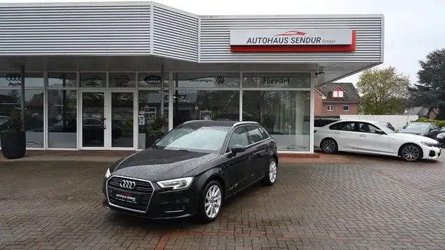 Audi A3 Sportback 40 TFSI quattro design/XENON/TOP