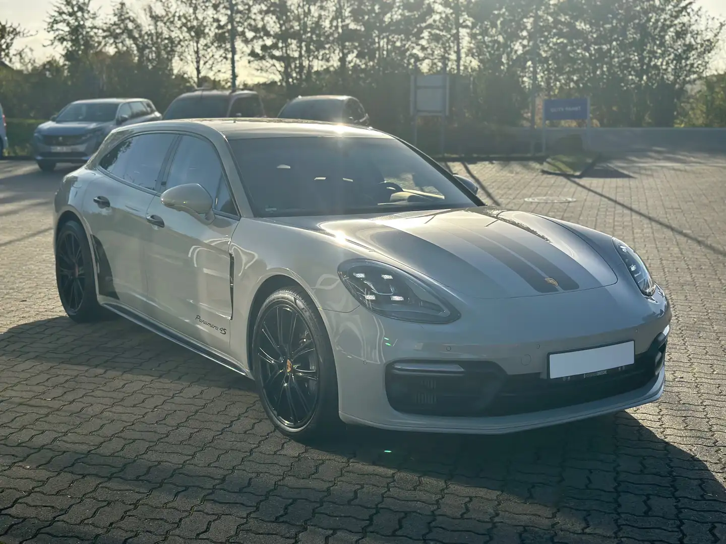 Porsche Panamera Sport Tursimo 4 S Sport Chrono Pano AHZ PDCC Grau - 1