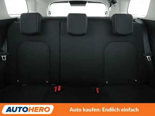 Dacia Duster view 15
