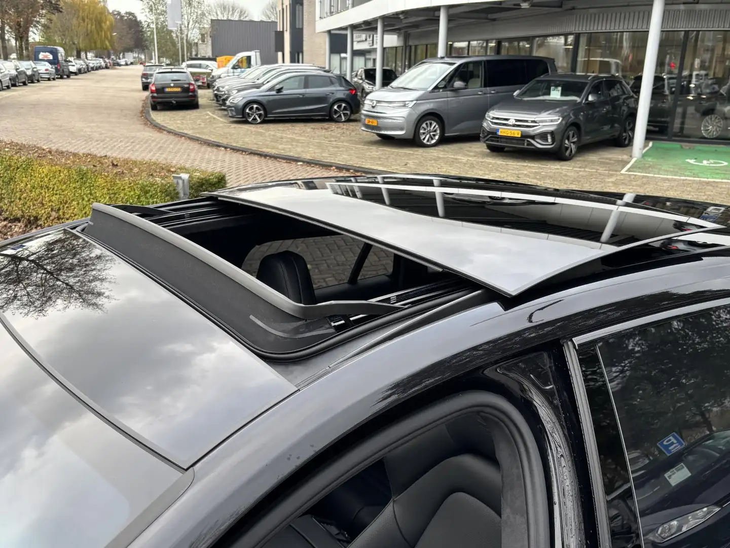 Porsche Panamera Sport Turismo 2.9 4S E-Hybrid 560pk (Pano,Leer,360 Zwart - 2