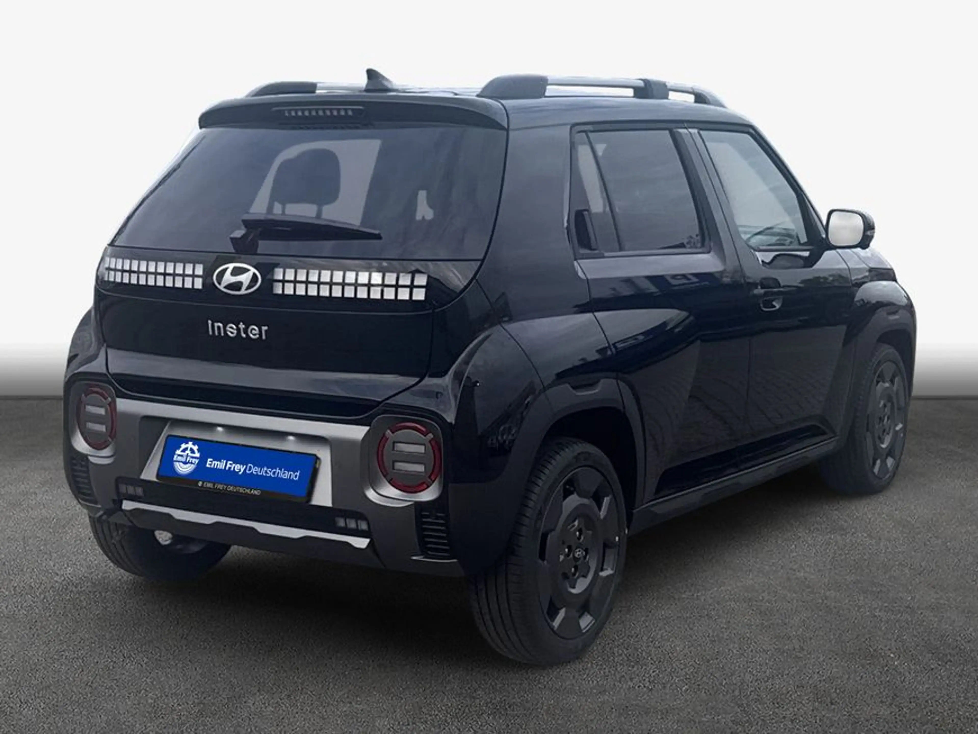 Hyundai Inster 49kWh Cross 85 kW, 5-türig (Strom) — photo 2