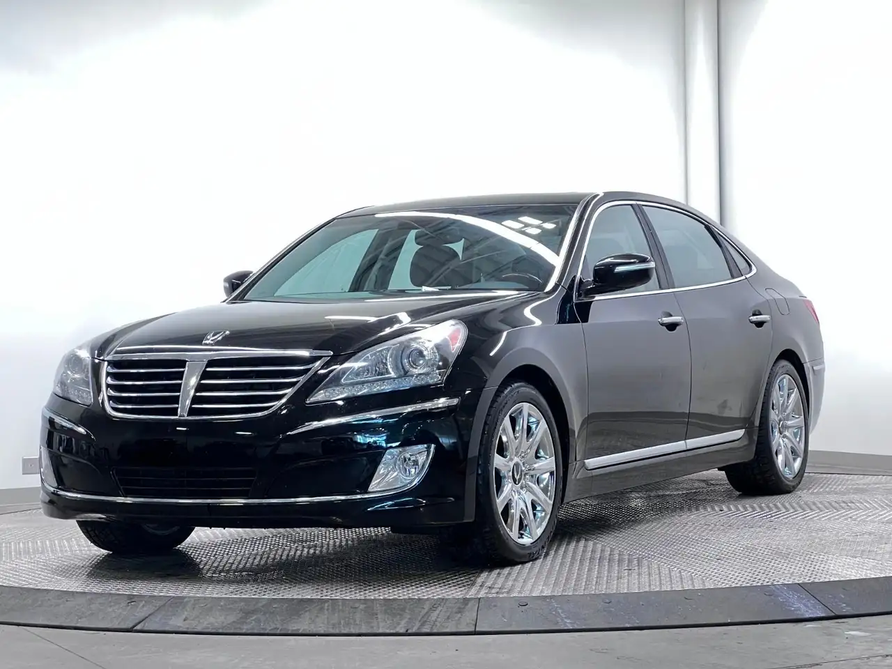 2012 Hyundai Equus
