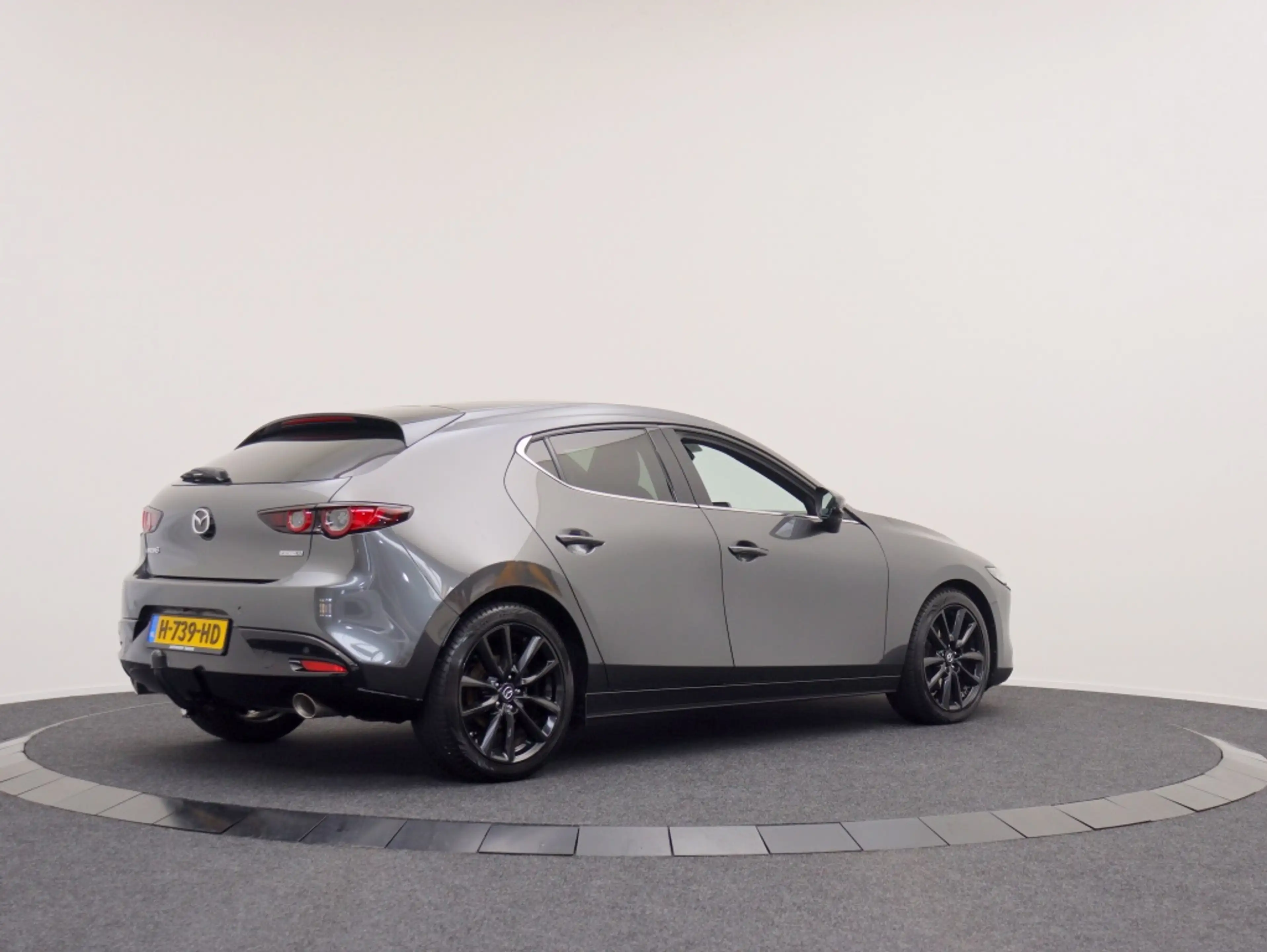 Mazda 3 2.0 SA-X Luxury | Trekhaak | Leder | Head-up | All — photo 2