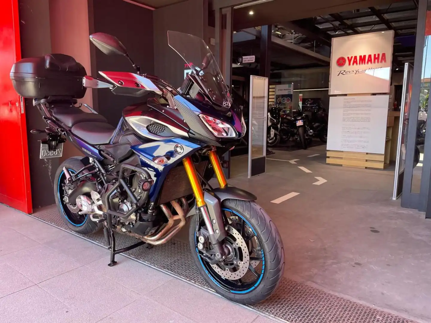 Yamaha Tracer 900 . Niebieski - 2