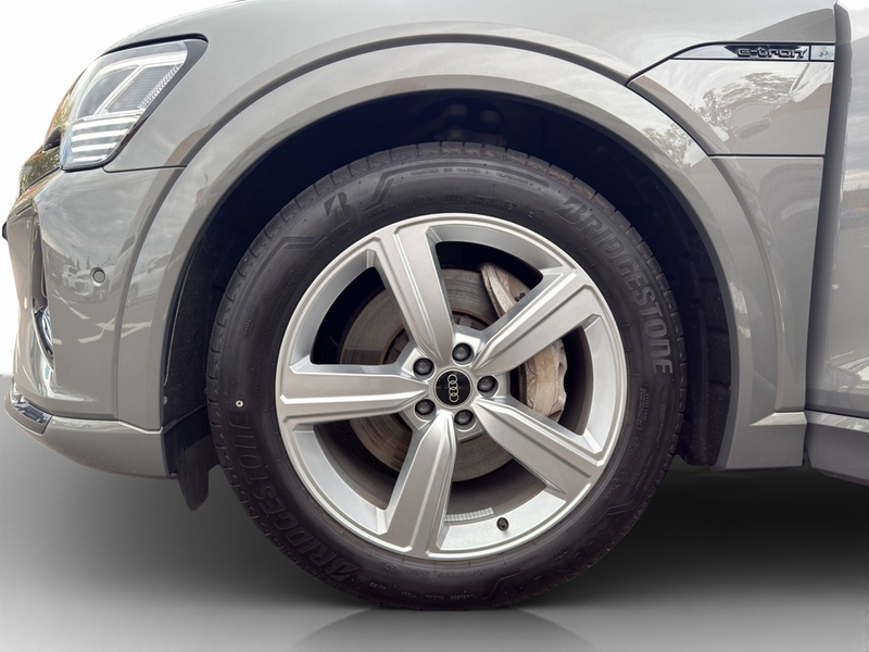 Audi Q8 e-tron Sportback 50 quattro advanced S line Int. MATRI... — photo 18