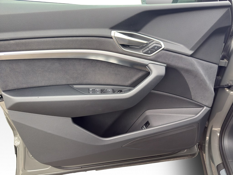 Audi Q8 e-tron Sportback 50 quattro advanced S line Int. MATRI... — photo 12