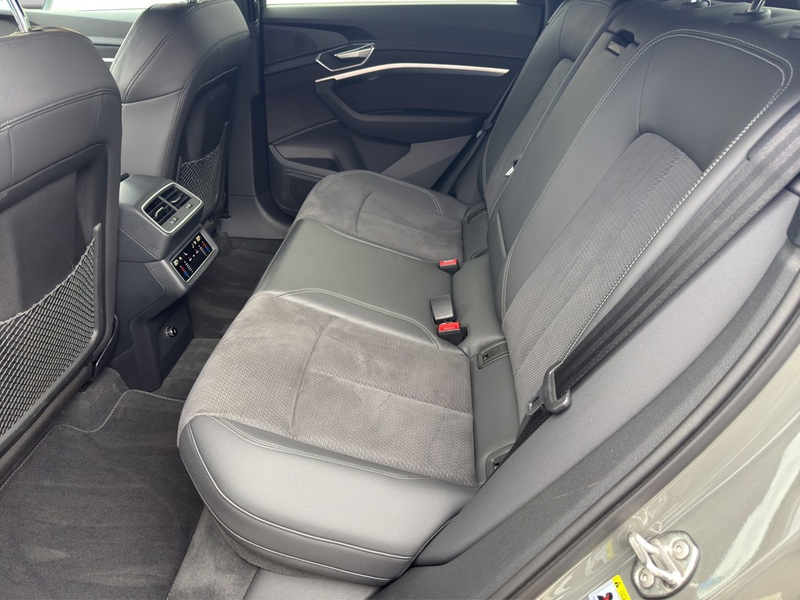 Audi Q8 e-tron Sportback 50 quattro advanced S line Int. MATRI... — photo 17