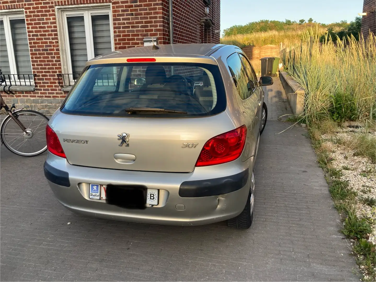 Peugeot 307 1.4i XR - 2