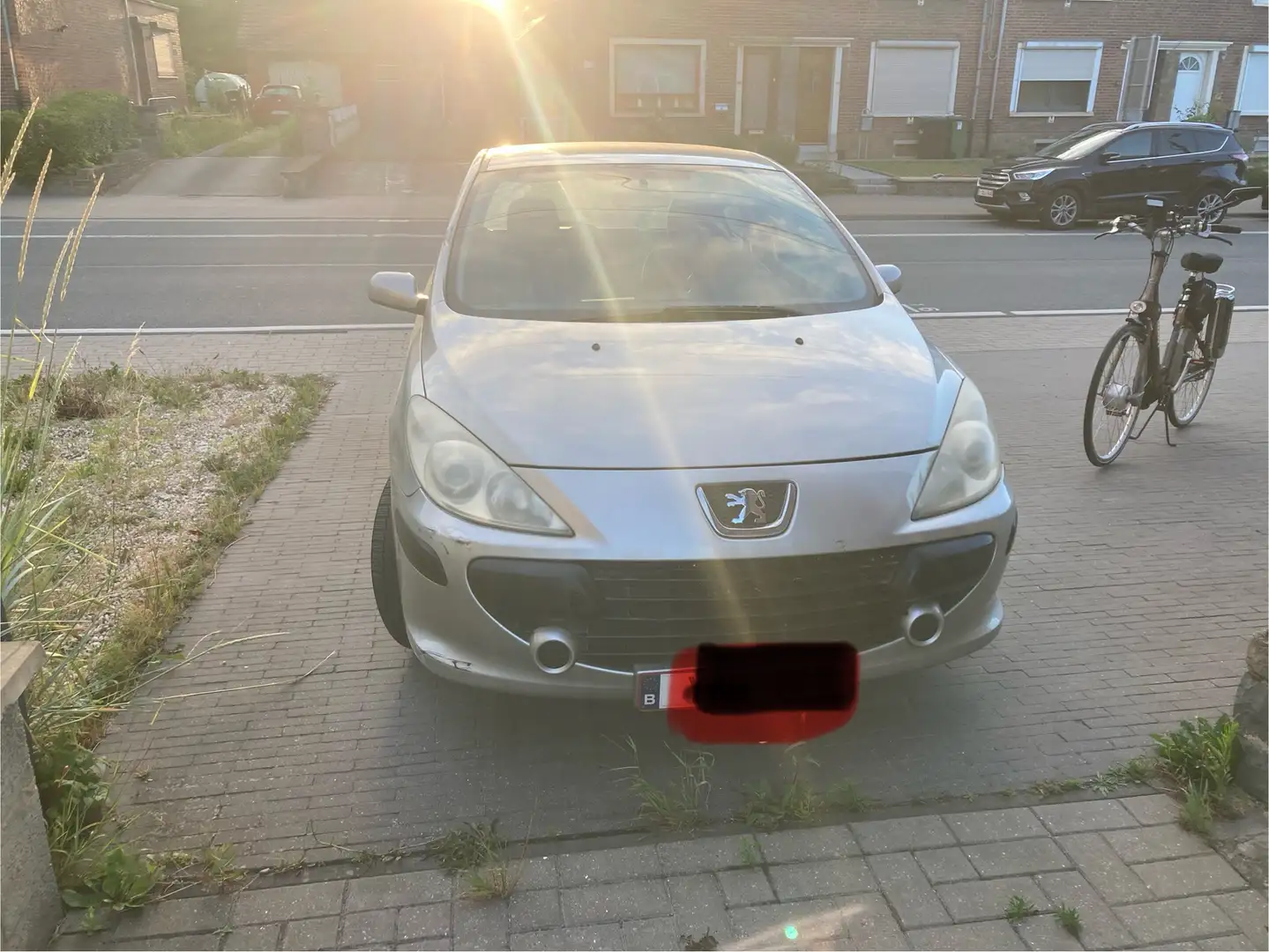 Peugeot 307 1.4i XR - 1