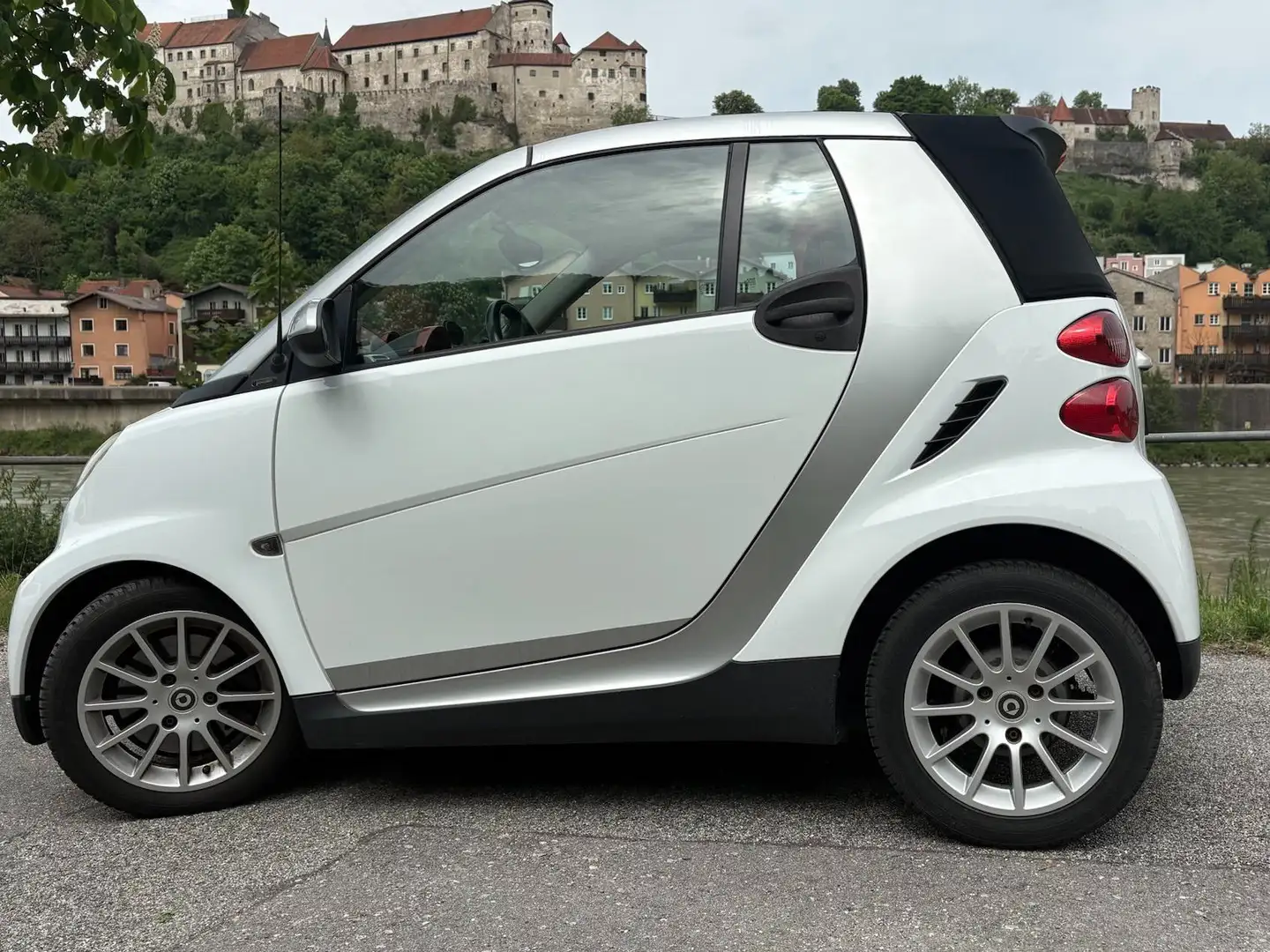 smart forTwo smart fortwo cabrio softouch passion micro hybrid Weiß - 2