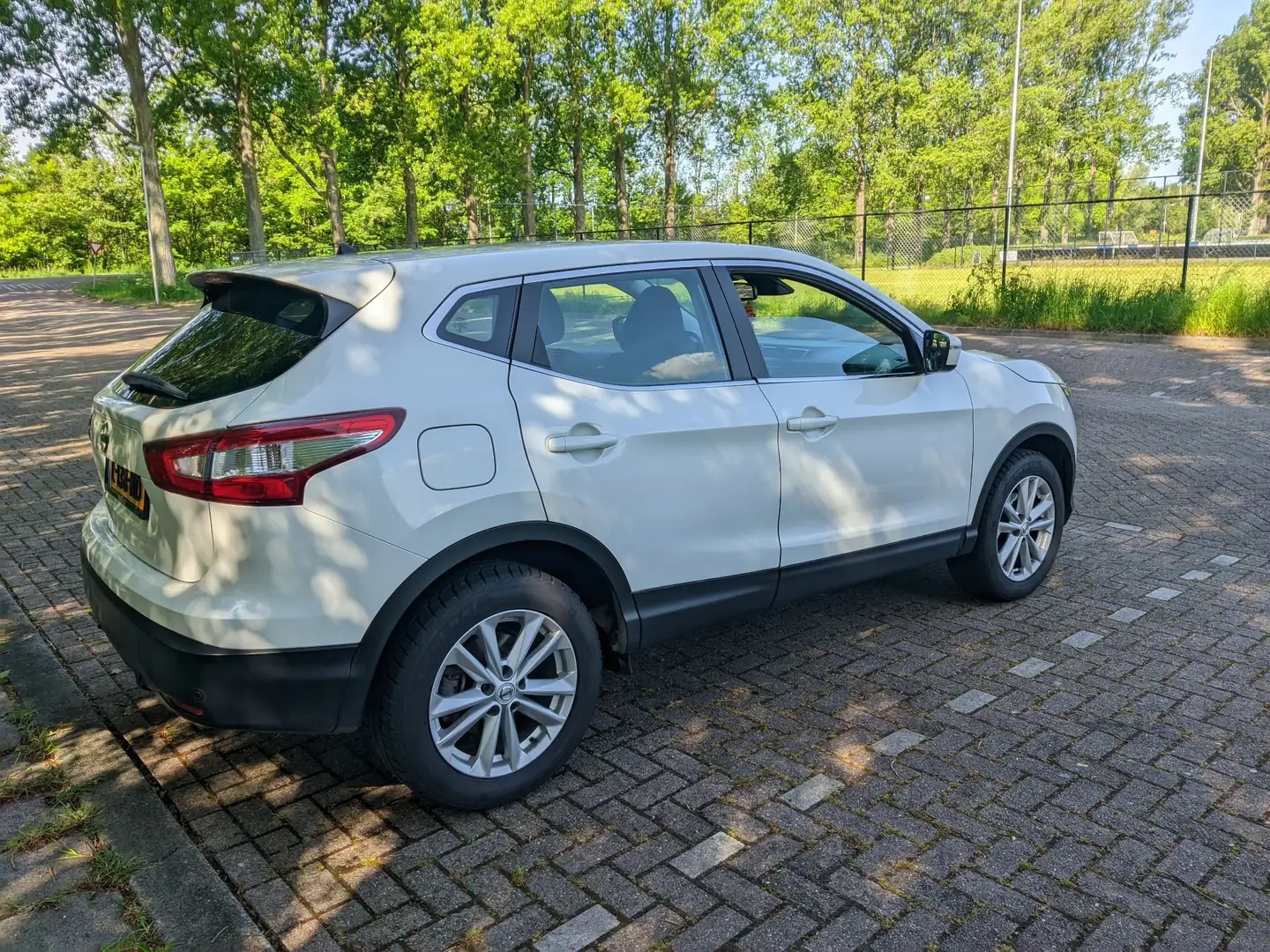 Nissan Qashqai 1.2 Business Edition Blanc - 2