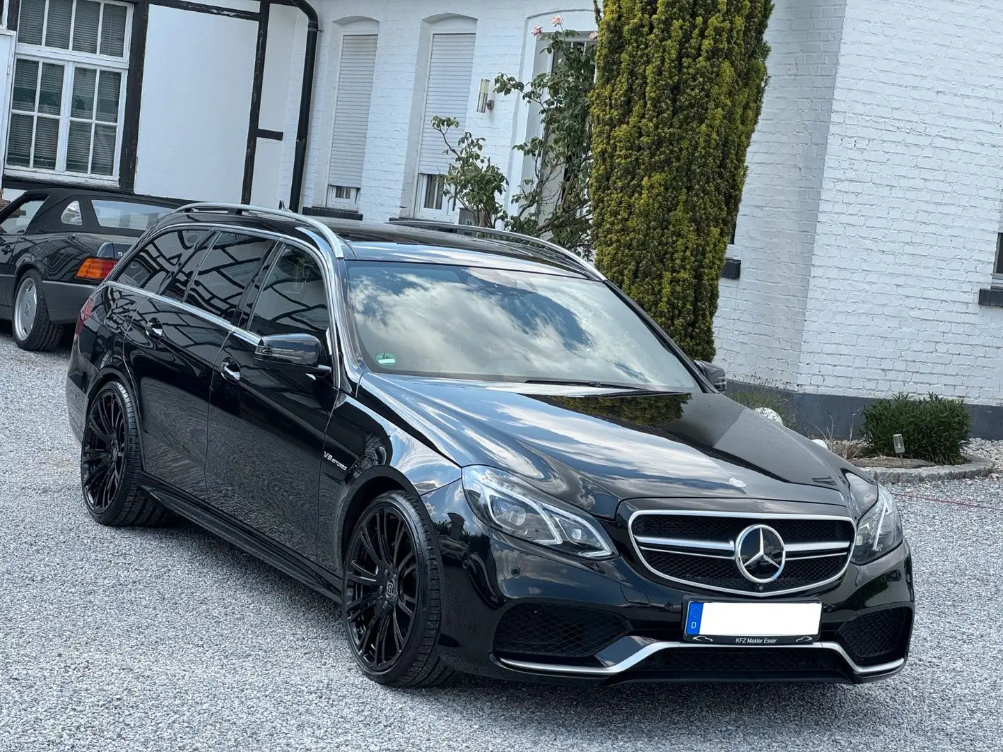 Mercedes-Benz E 63 AMG 4Matic *Brabus 20"*360°*Scheckheft* Czarny - 1