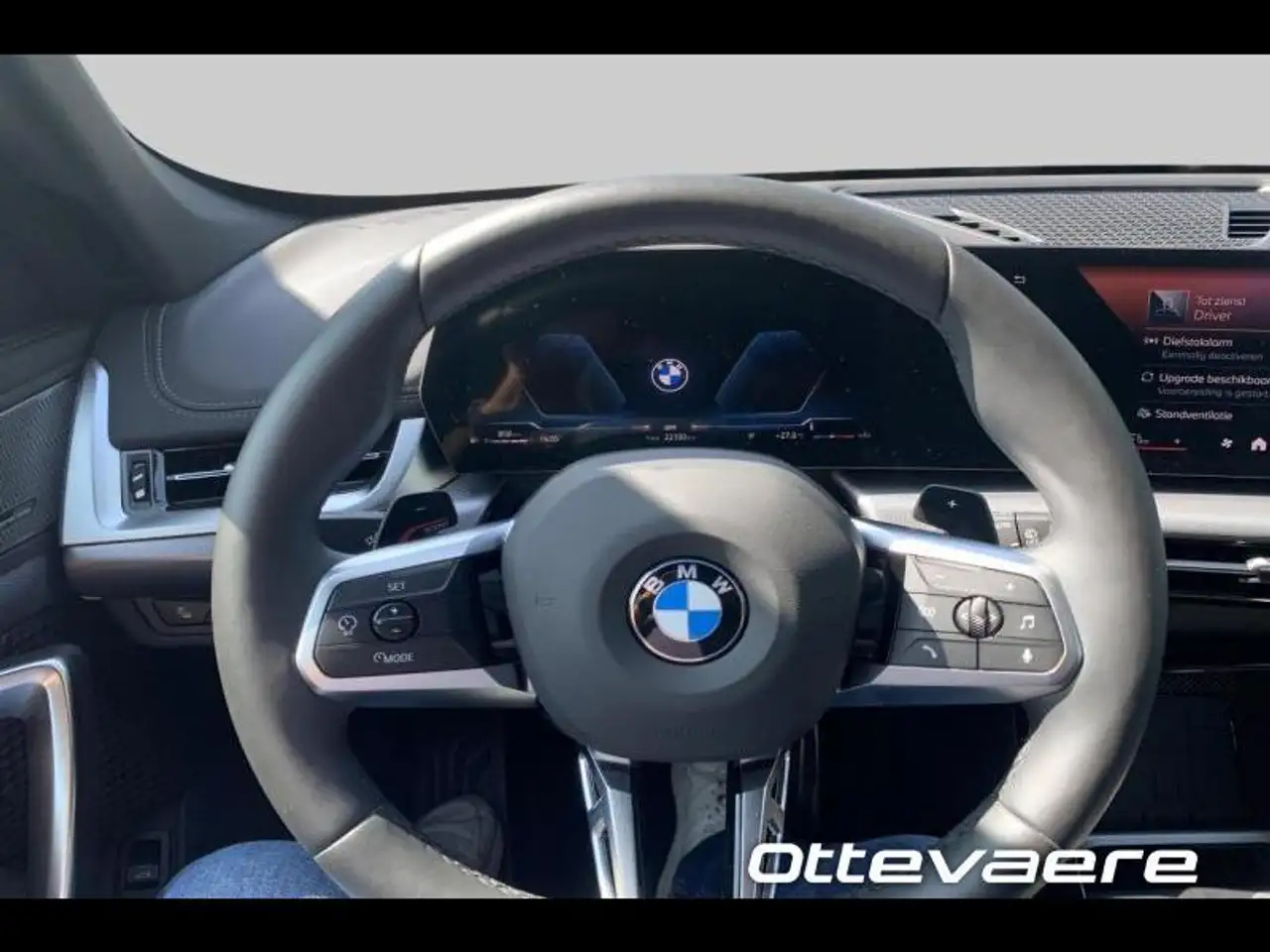 BMW X1 sDrive18i, миниатюра 9