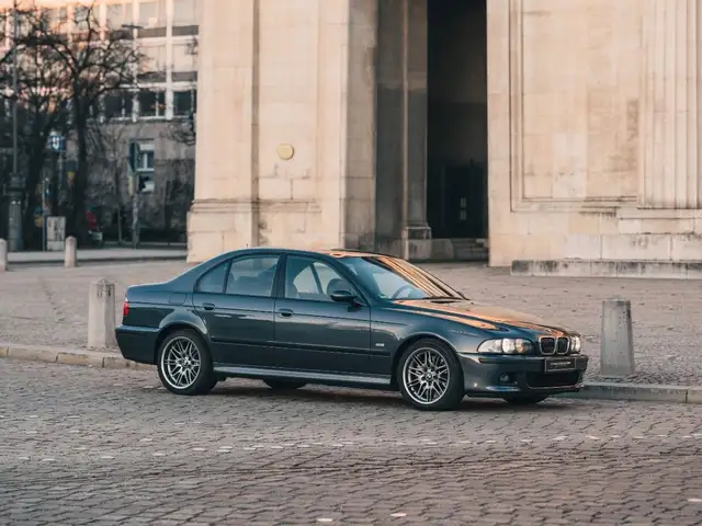 BMW M5 (Scheckheftgepflegt, Eisenmann Abgasanlage)