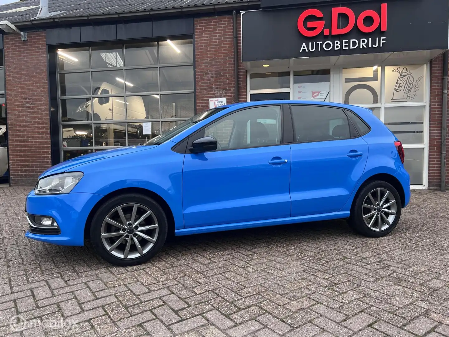 Volkswagen Polo 1.2 TSI First Edition Blauw - 2