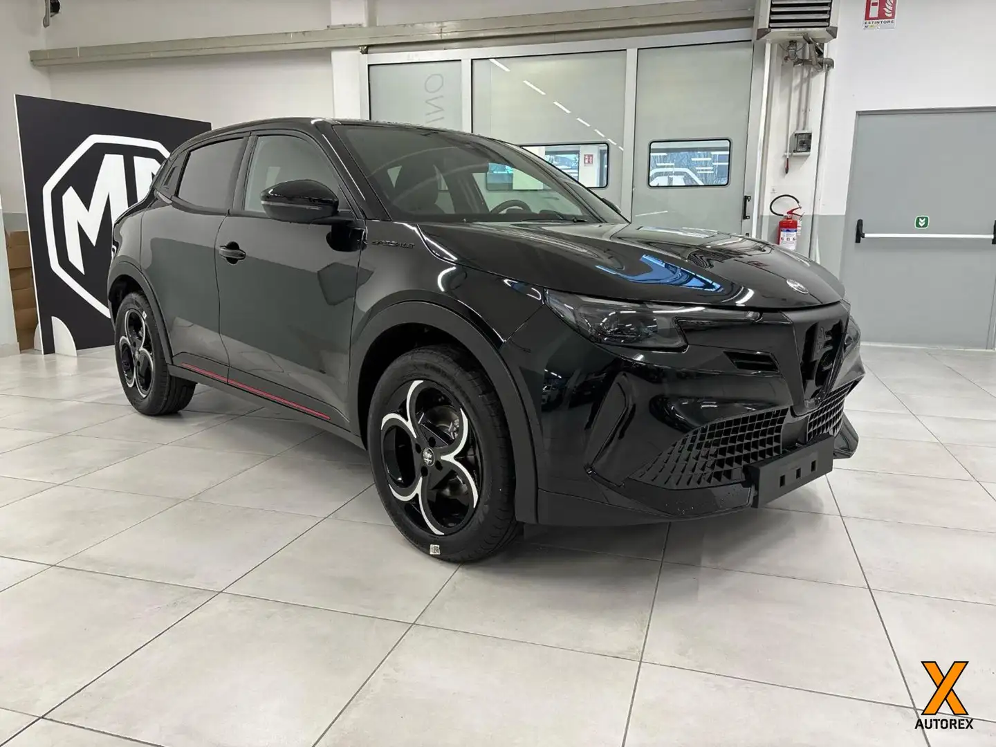 Alfa Romeo Junior 1.2 145 CV Hybrid eDCT6 Negru - 1