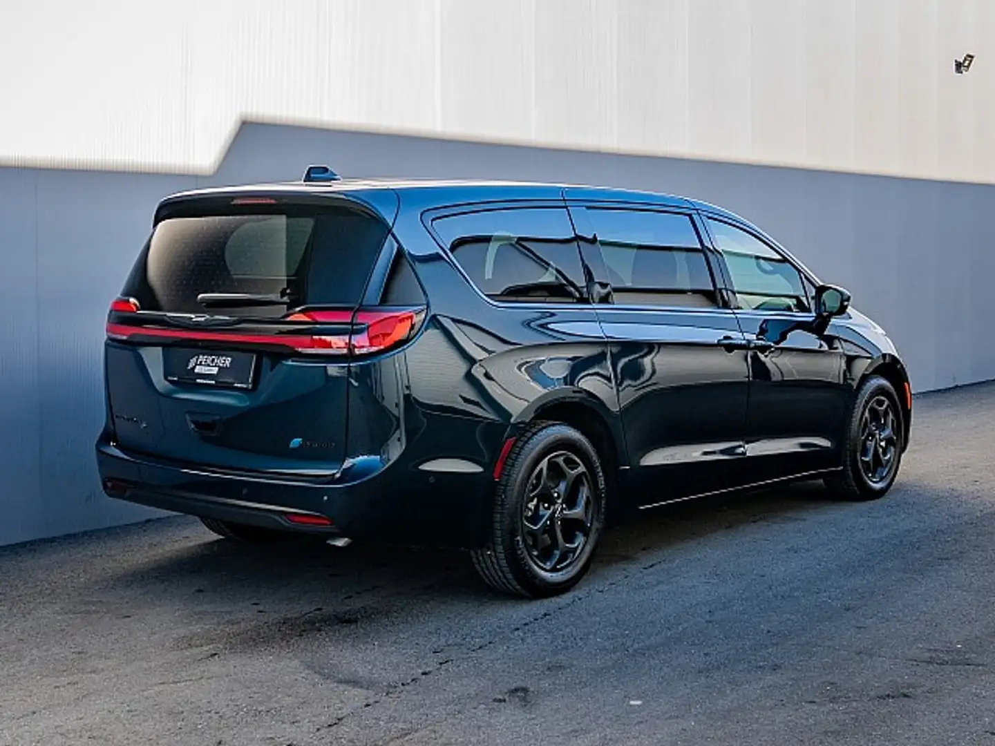 Chrysler Pacifica Plug-In Hybrid Touring-L S / 5 Jahre Garantie /... Azul - 2