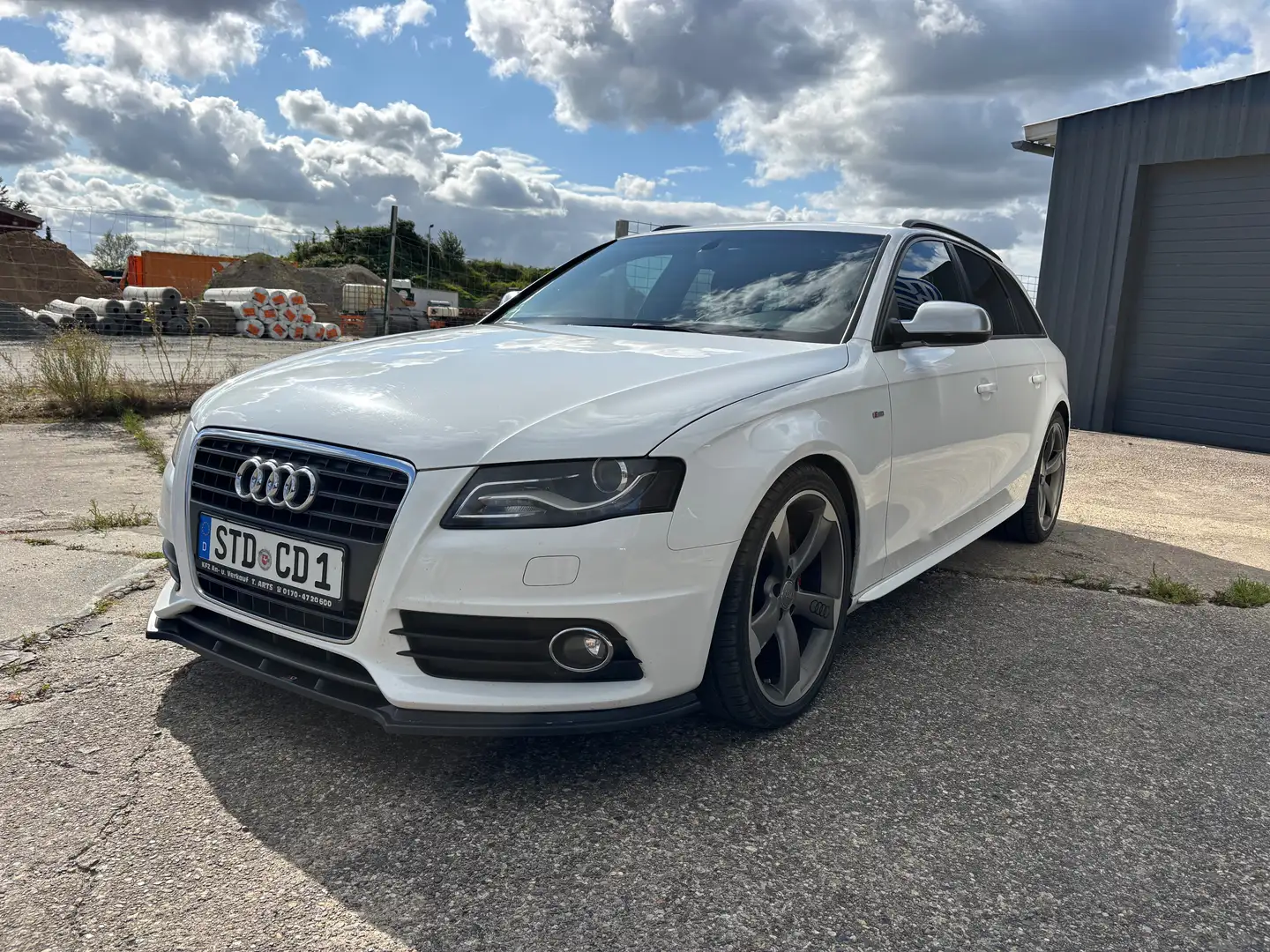 Audi A4 A4 Avant 2.0 TDI DPF S line Sportpaket (plus) Weiß - 2
