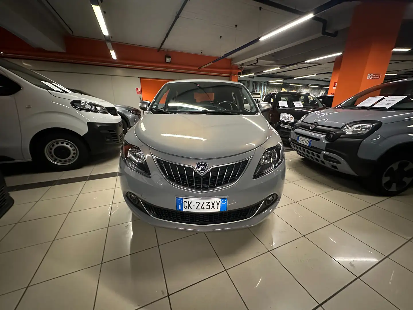 Lancia Ypsilon Ypsilon 1.0 firefly hybrid alberta ferretti Grigio - 1
