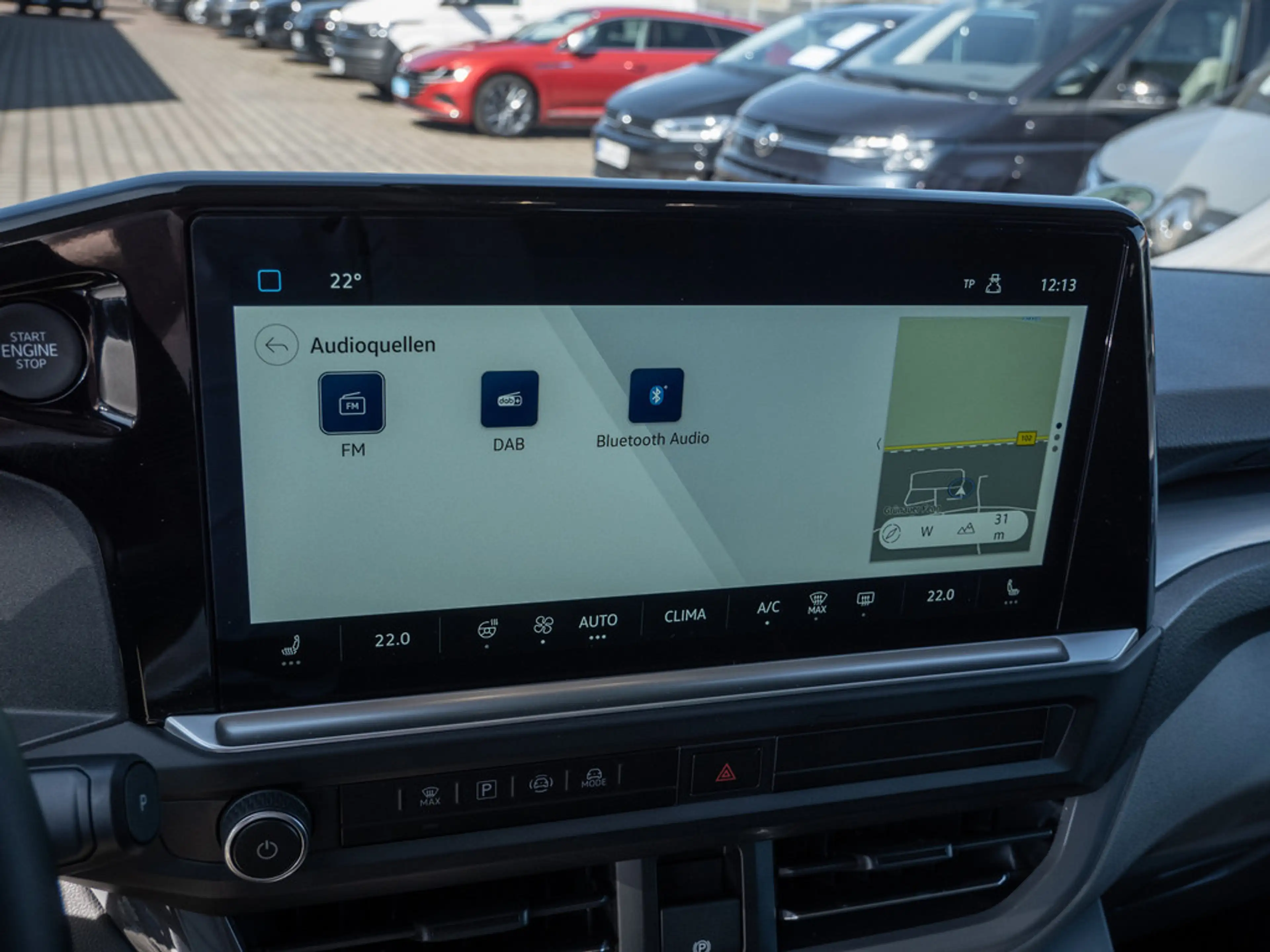 Volkswagen T7 Caravelle 2.0 TDI PanAmericana AHK PANO — photo 11