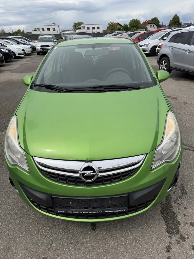 Opel Corsa Corsa 1,2 Edition 30 ecoFLEX Grün - 2