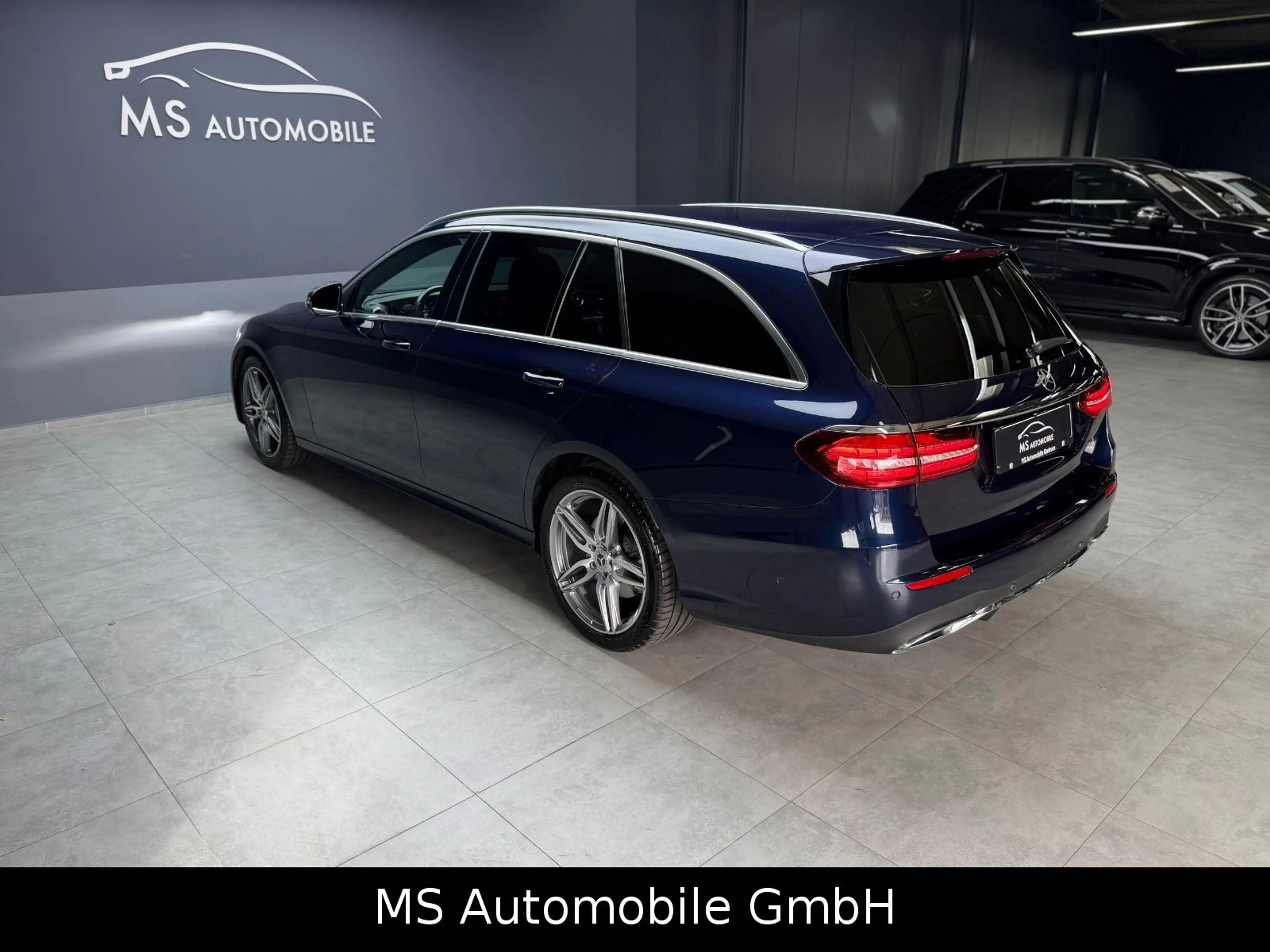 Mercedes-Benz E 400 d T-Modell 4Matic AMG Line MBUX Facelift — photo 4