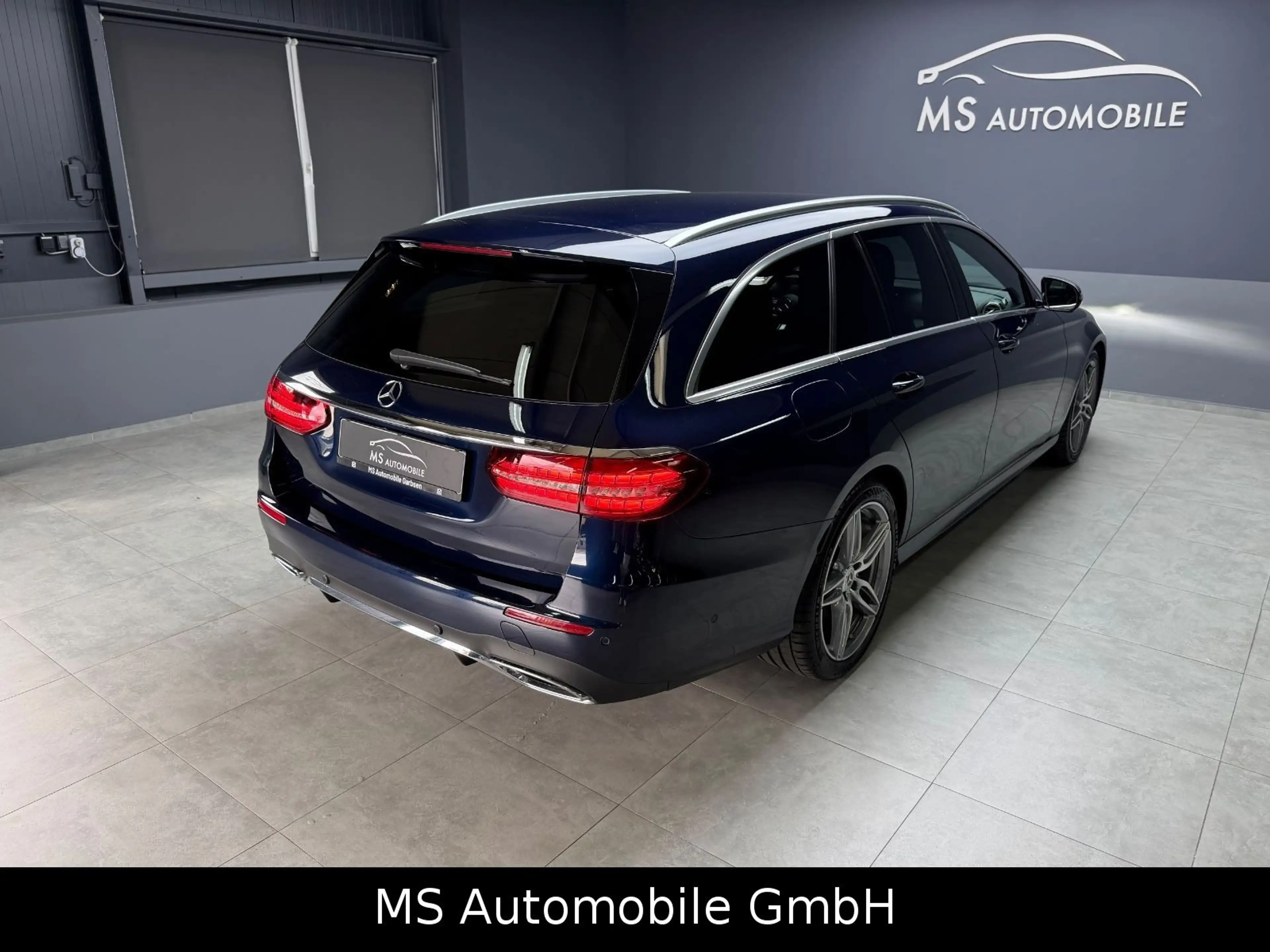Mercedes-Benz E 400 d T-Modell 4Matic AMG Line MBUX Facelift — photo 6