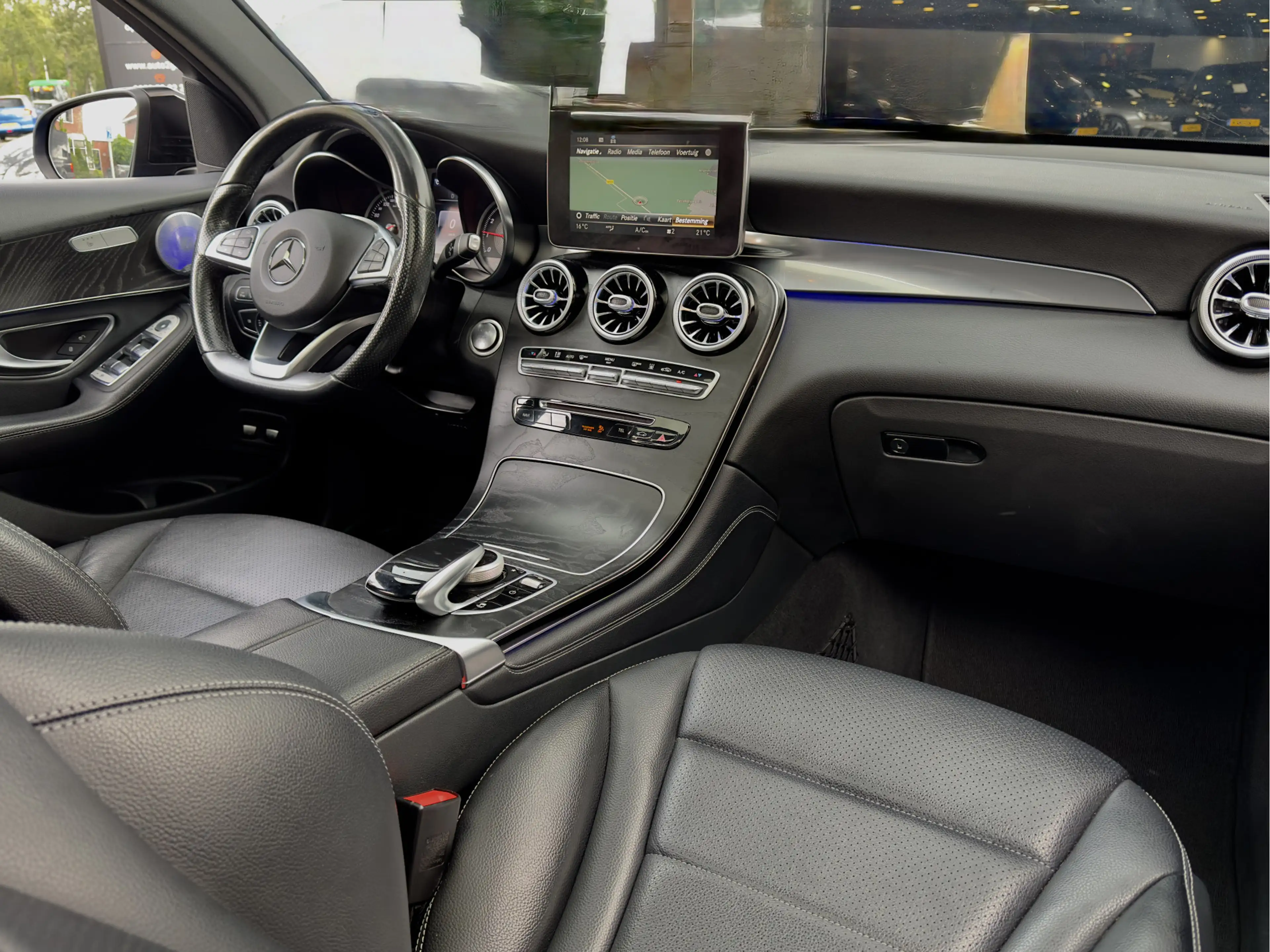 Mercedes-Benz GLC 350 Coupé 350e AUT7 4MATIC EDTION PANODAK LEDER NAVI C — photo 2