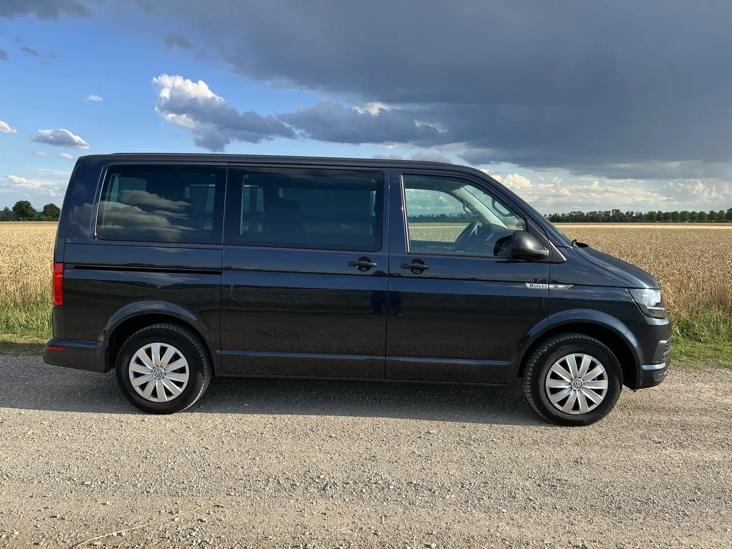 Volkswagen T6 Multivan 2.0 TDI 150PS 6-Gangschaltung,zuverlässiger Model Albastru - 1