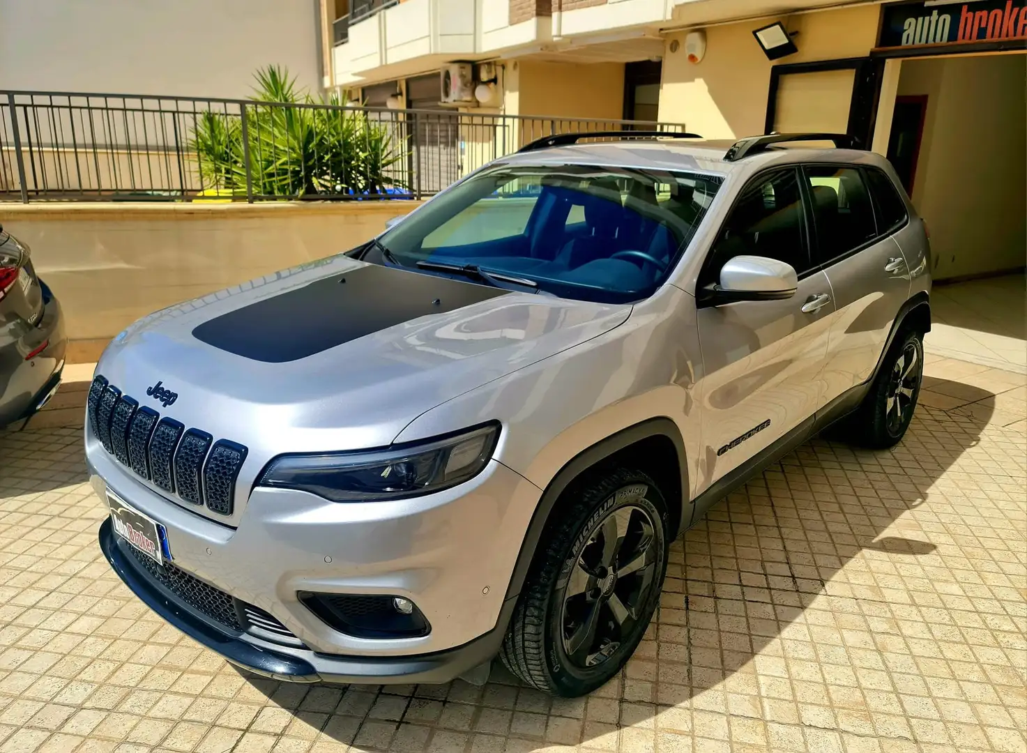 Jeep Cherokee 2.2 mjt Night Eagle 4wd Restyling 194cv - IVA ESP. Szürke - 2